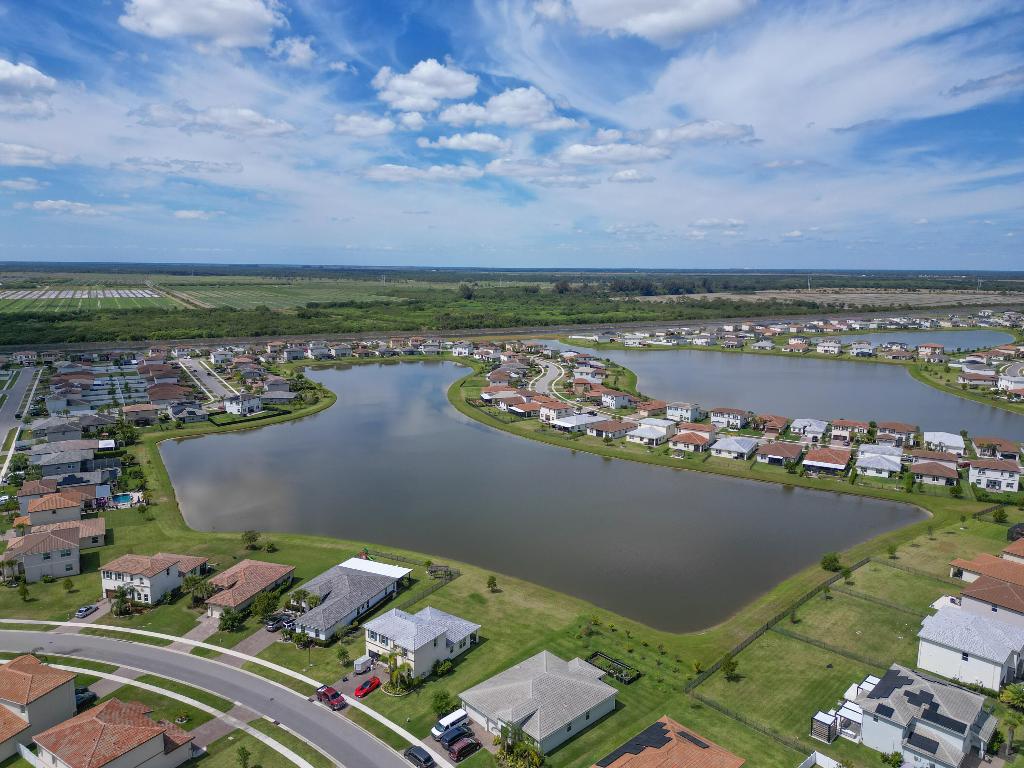 7617 NW Greenbank Circle