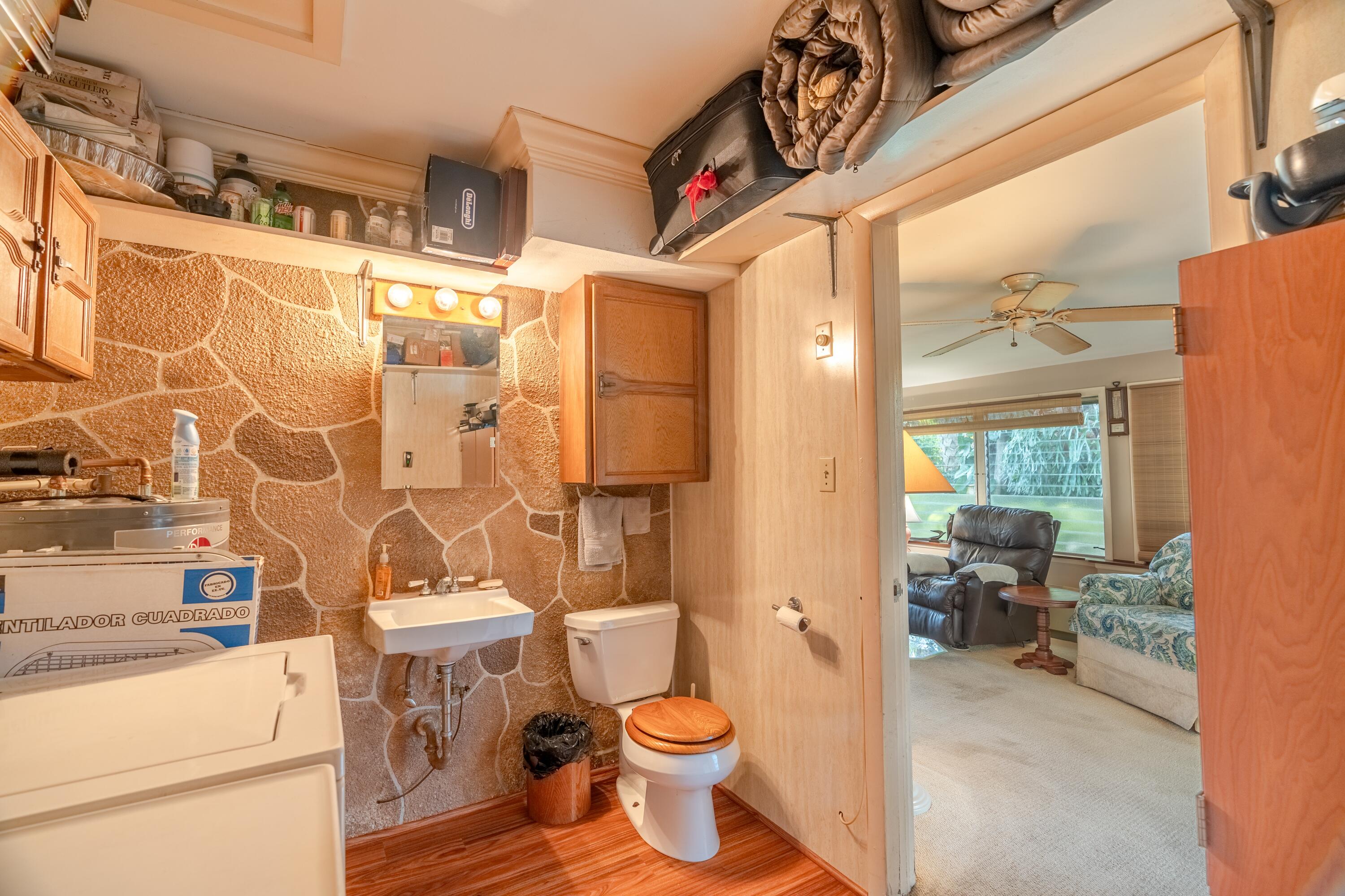 2556 NE Letitia Street