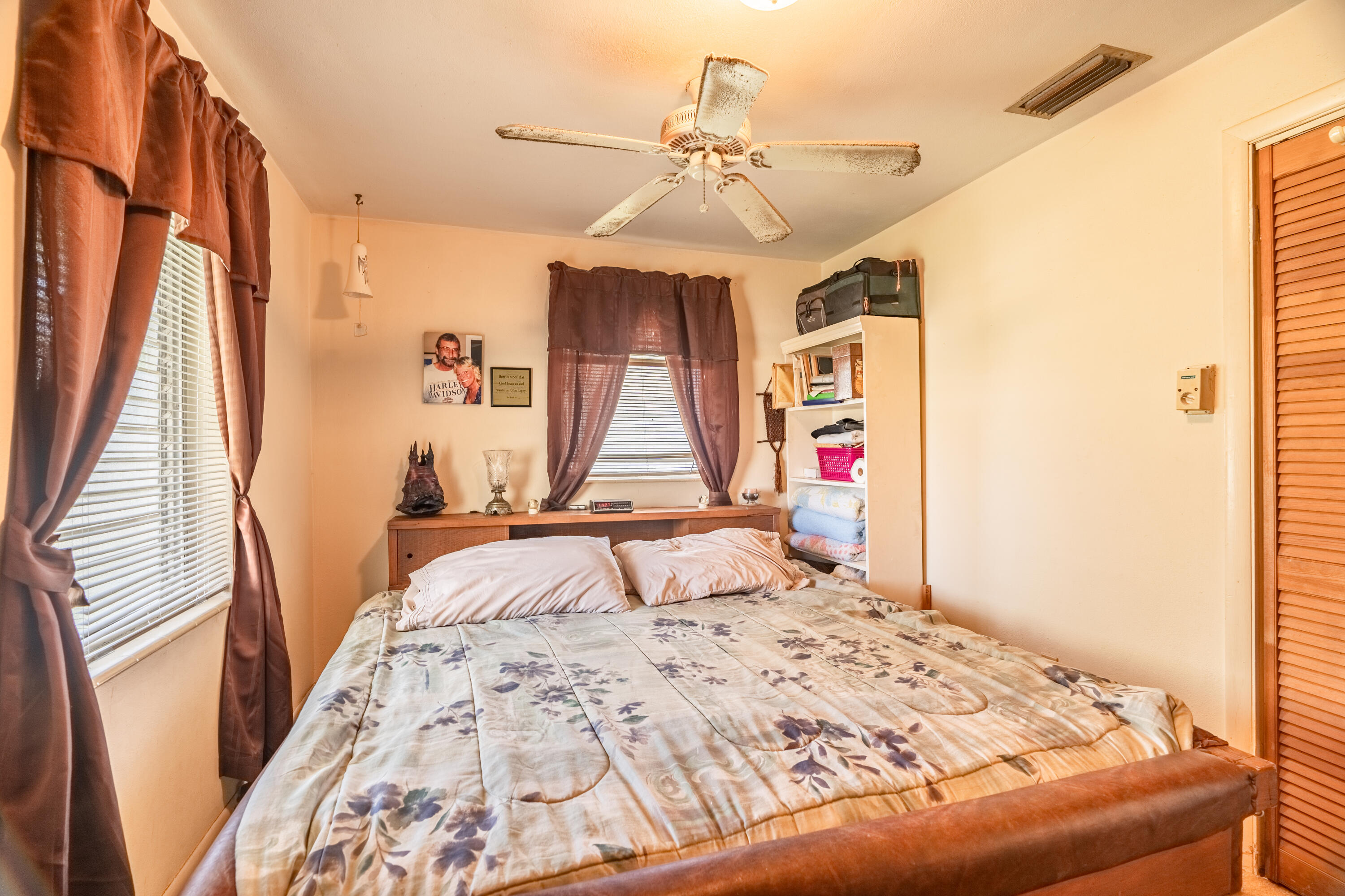 2556 NE Letitia Street