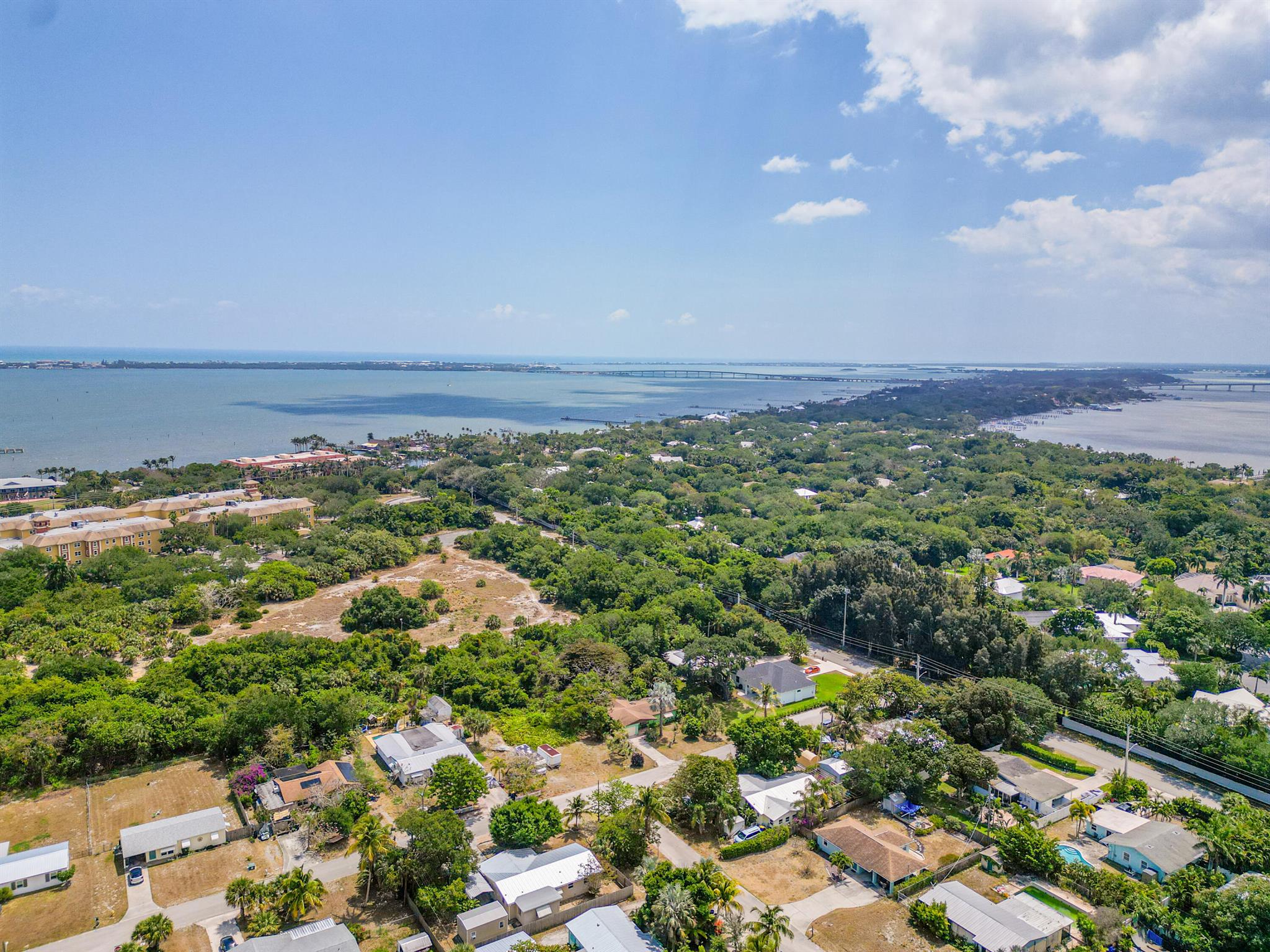 2556 NE Letitia Street