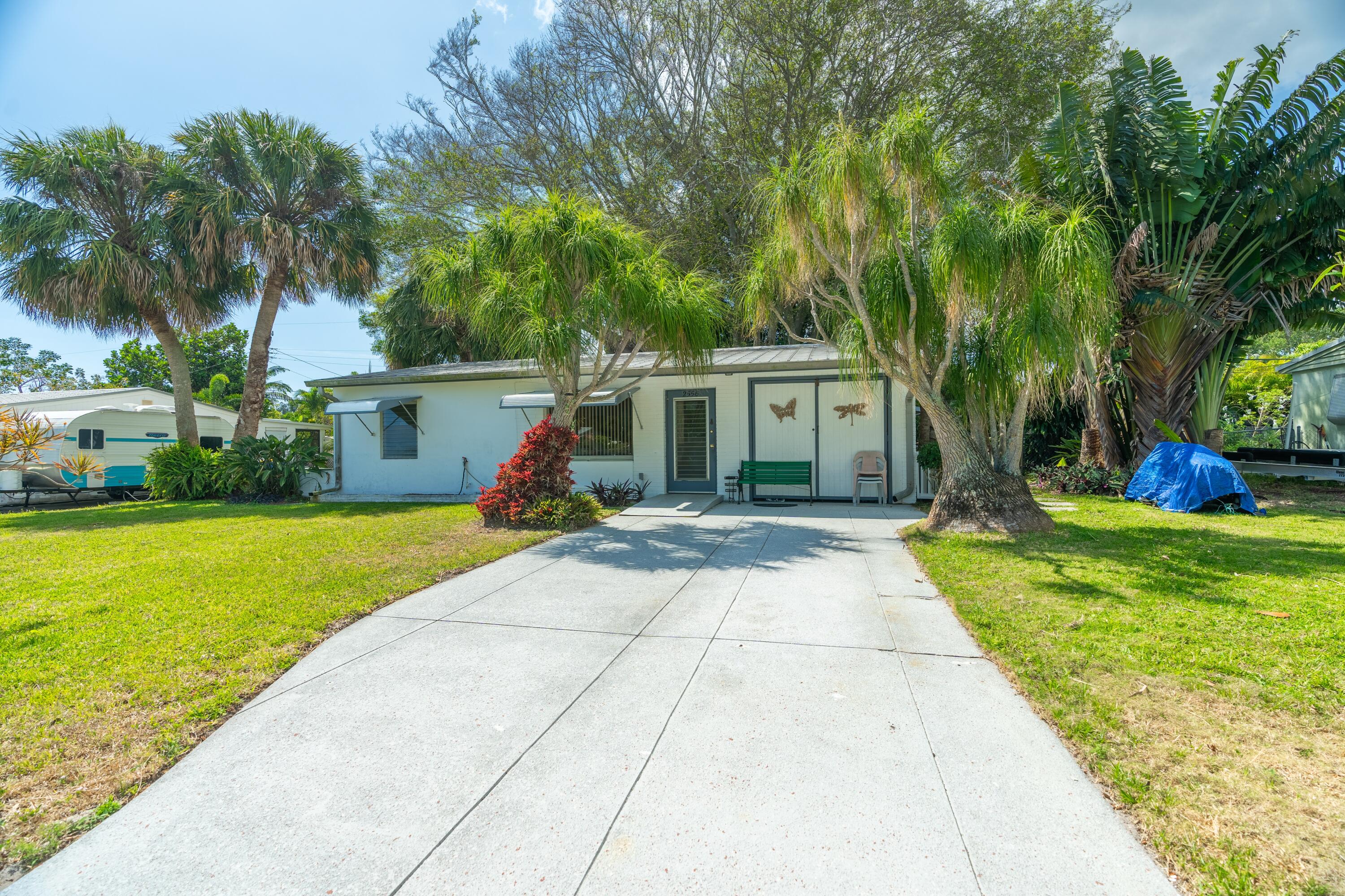 2556 NE Letitia Street