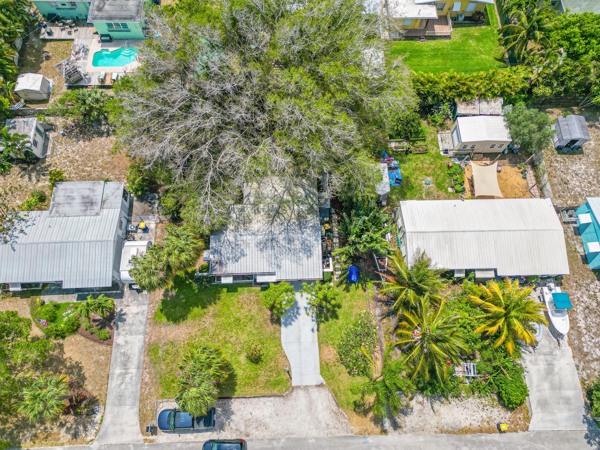 2556 NE Letitia Street