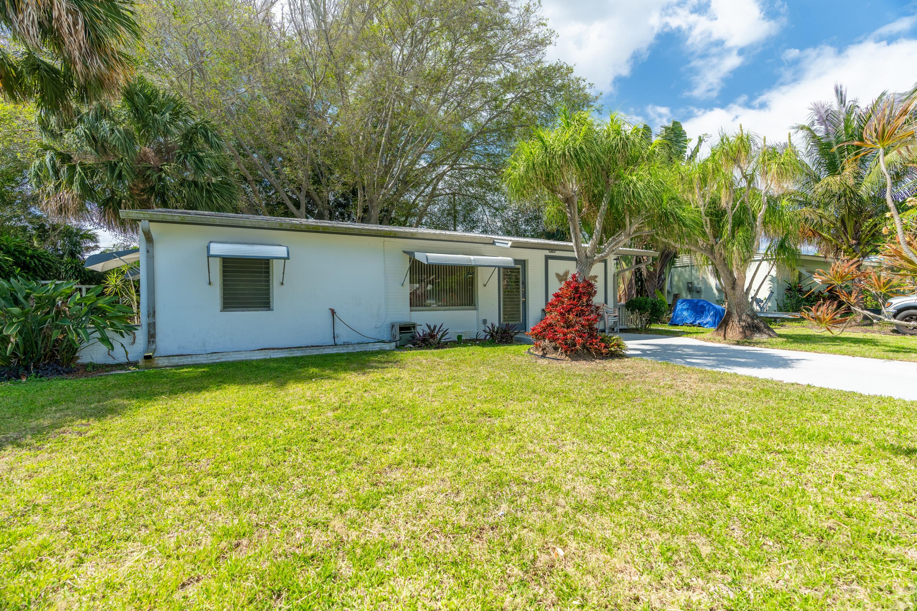 2556 NE Letitia Street