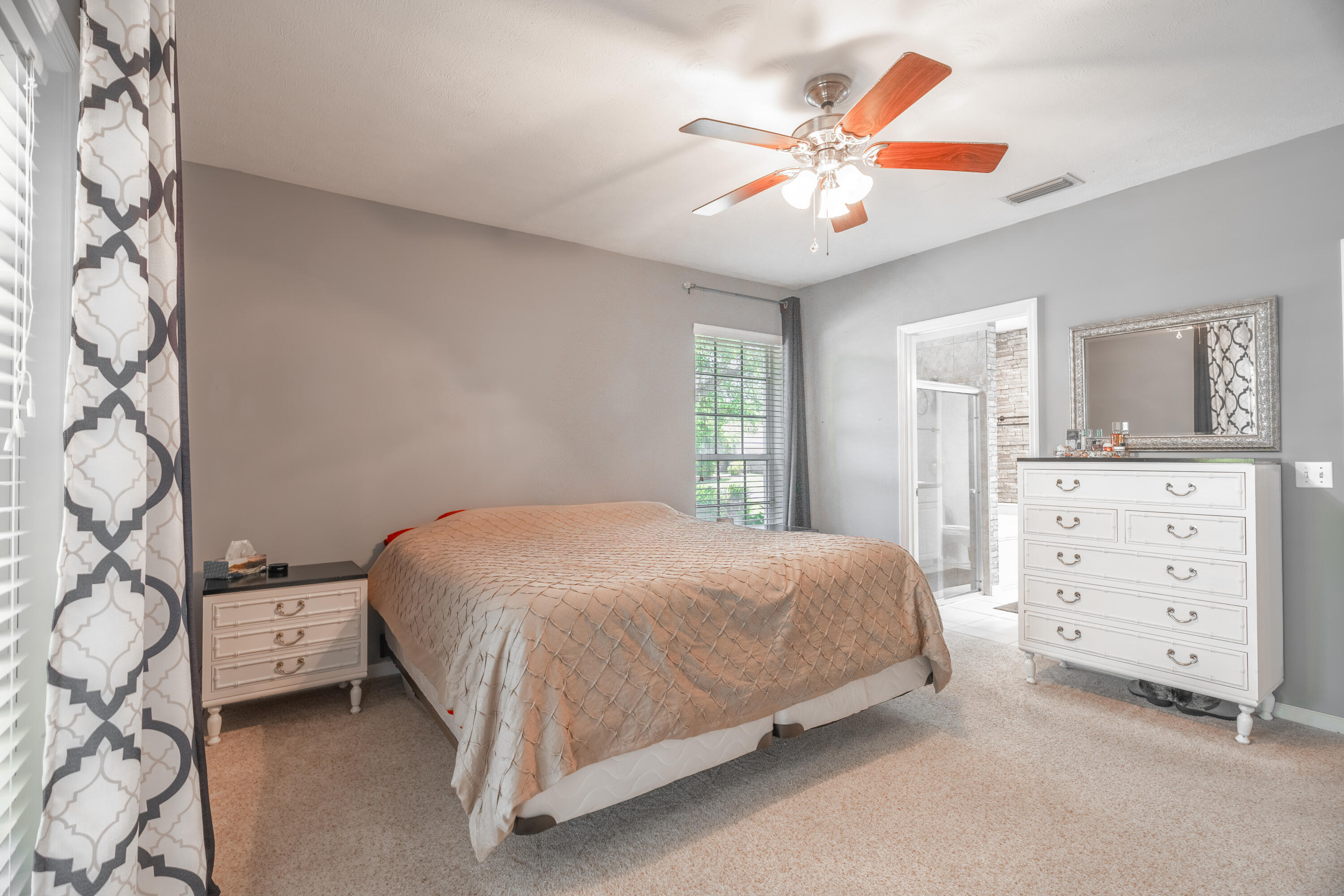 1641 SW Janette Avenue