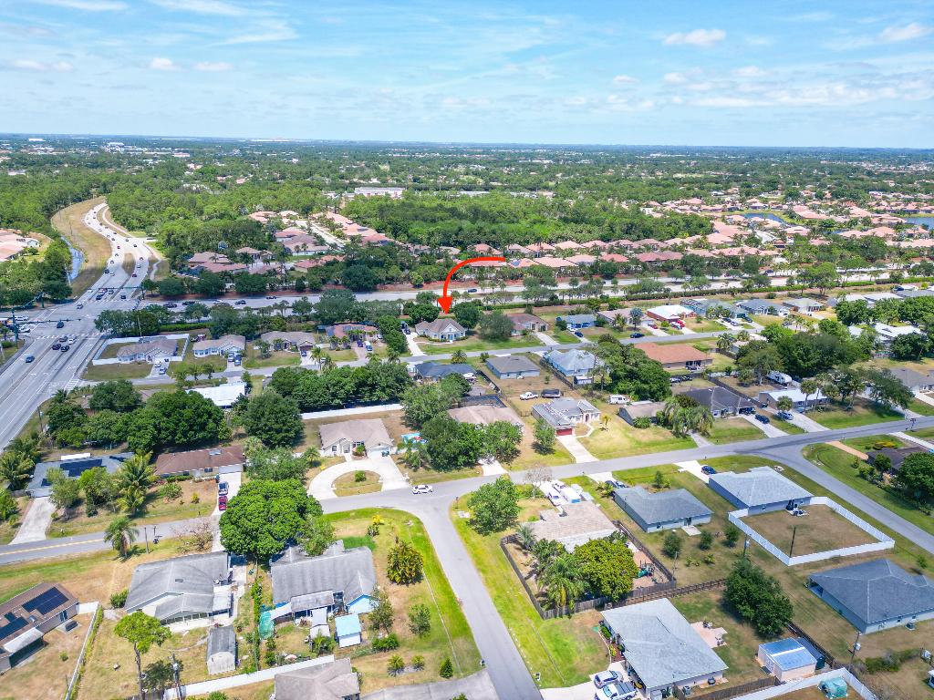 1641 SW Janette Avenue