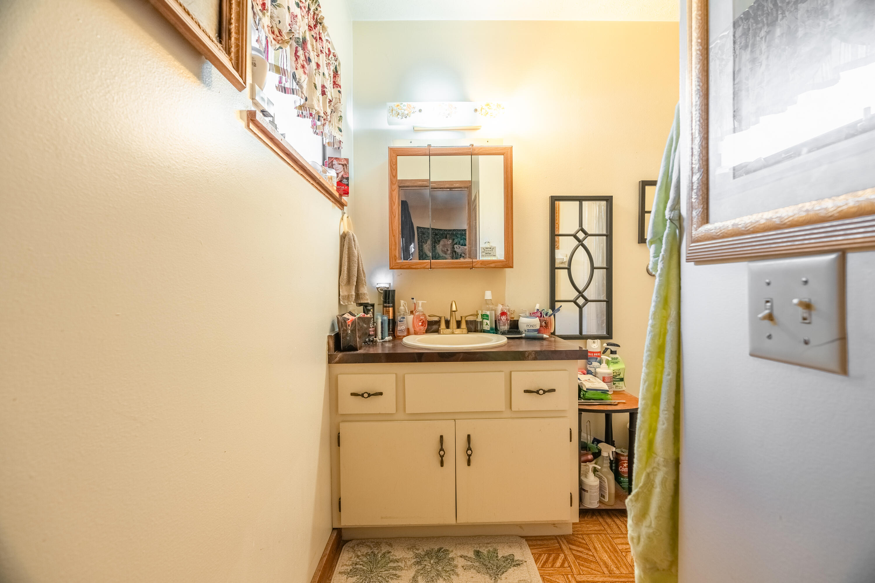 6904 Belleair Avenue