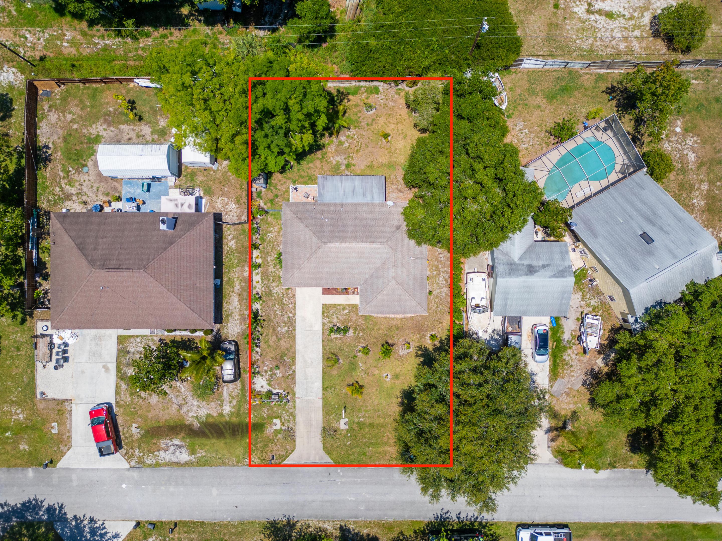 6904 Belleair Avenue