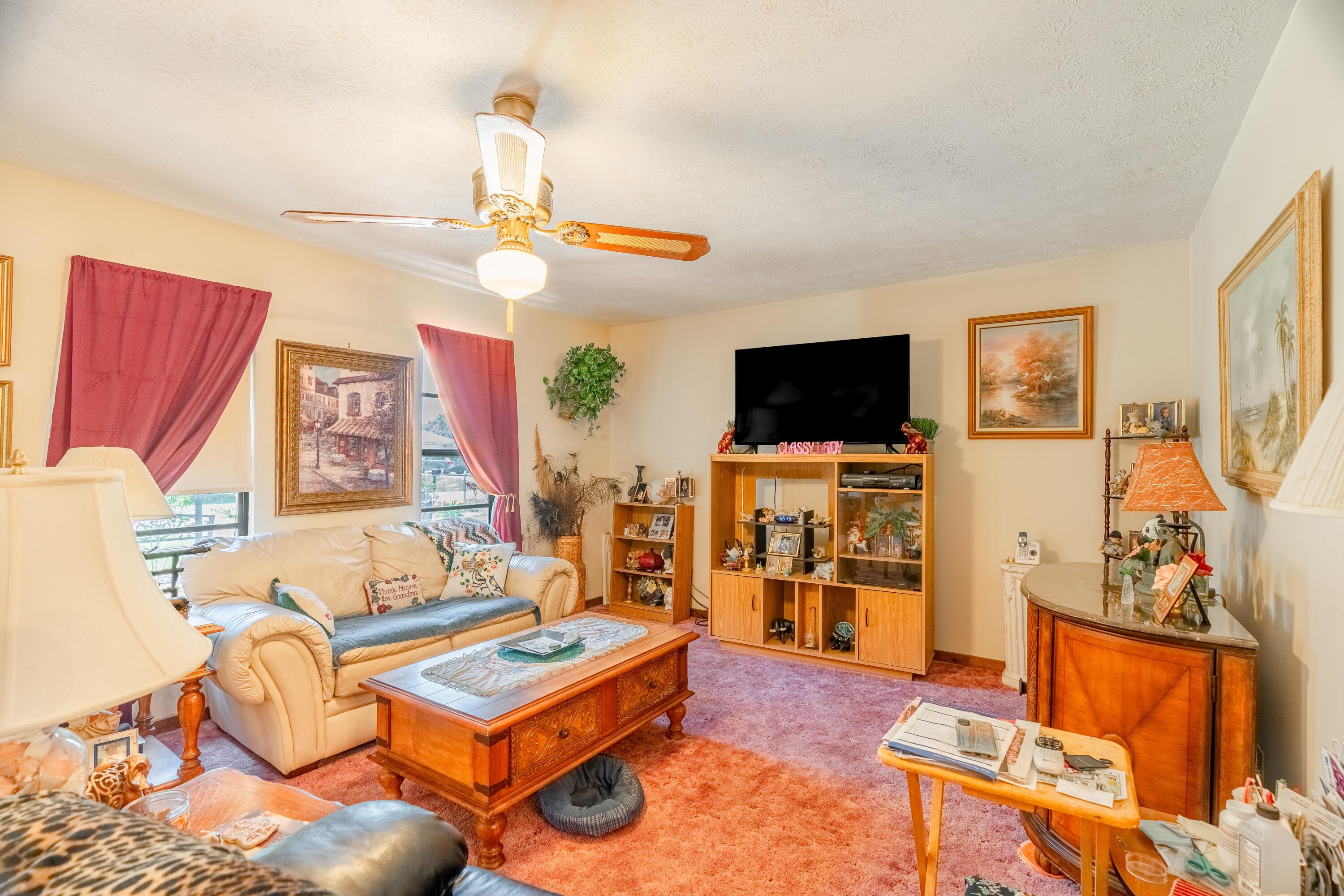 6904 Belleair Avenue