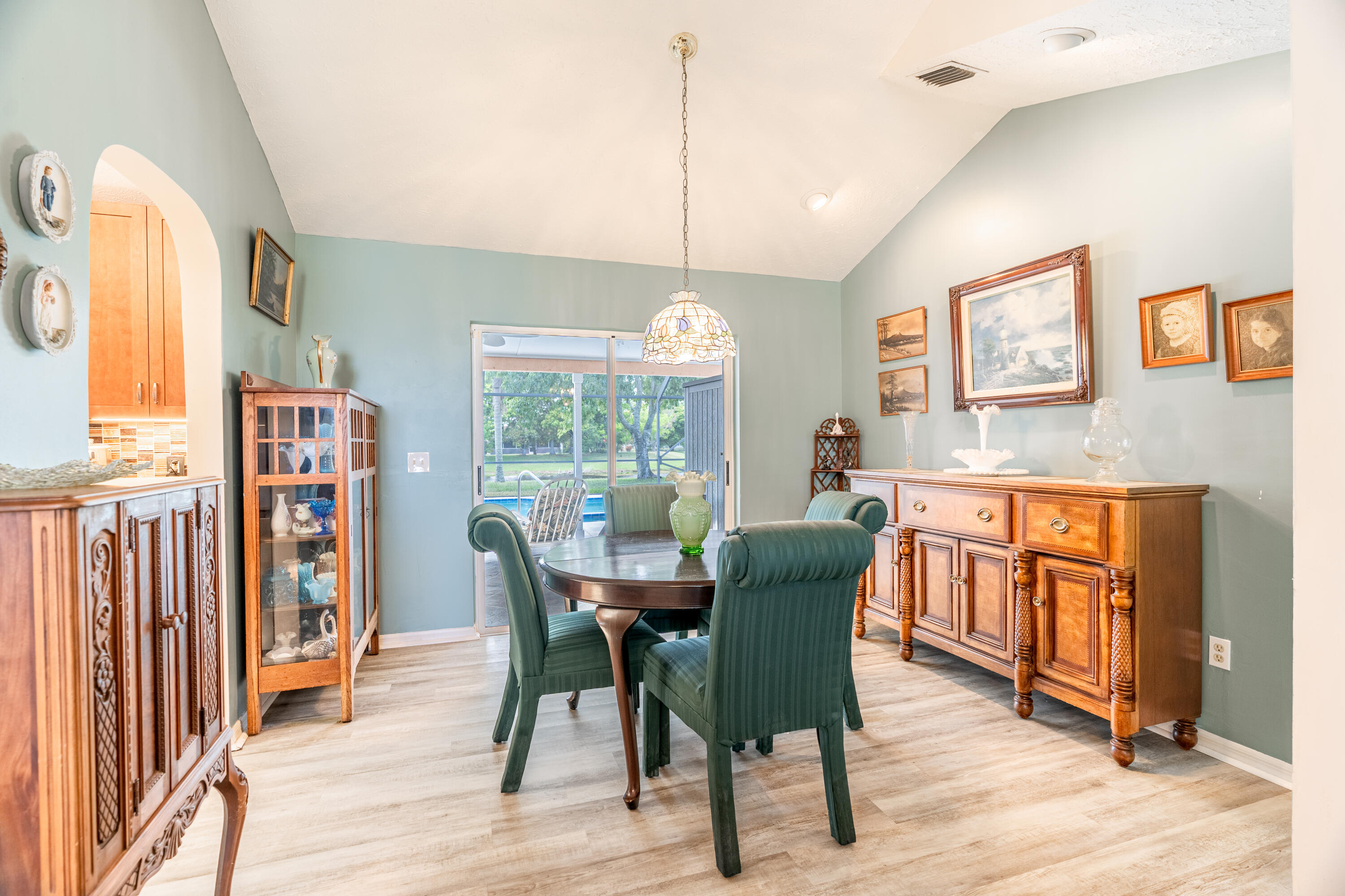 1581 SE Dome Circle