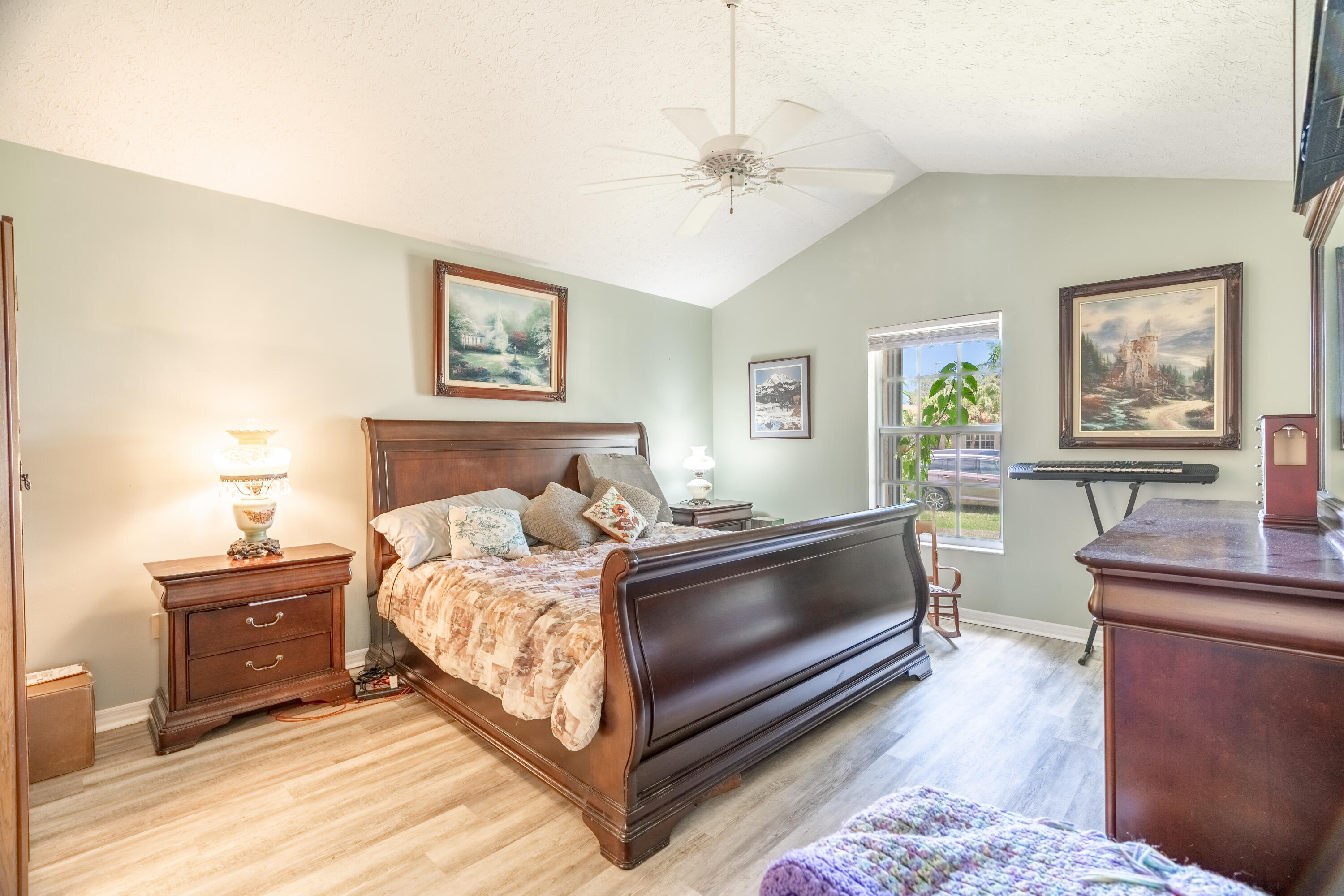 1581 SE Dome Circle