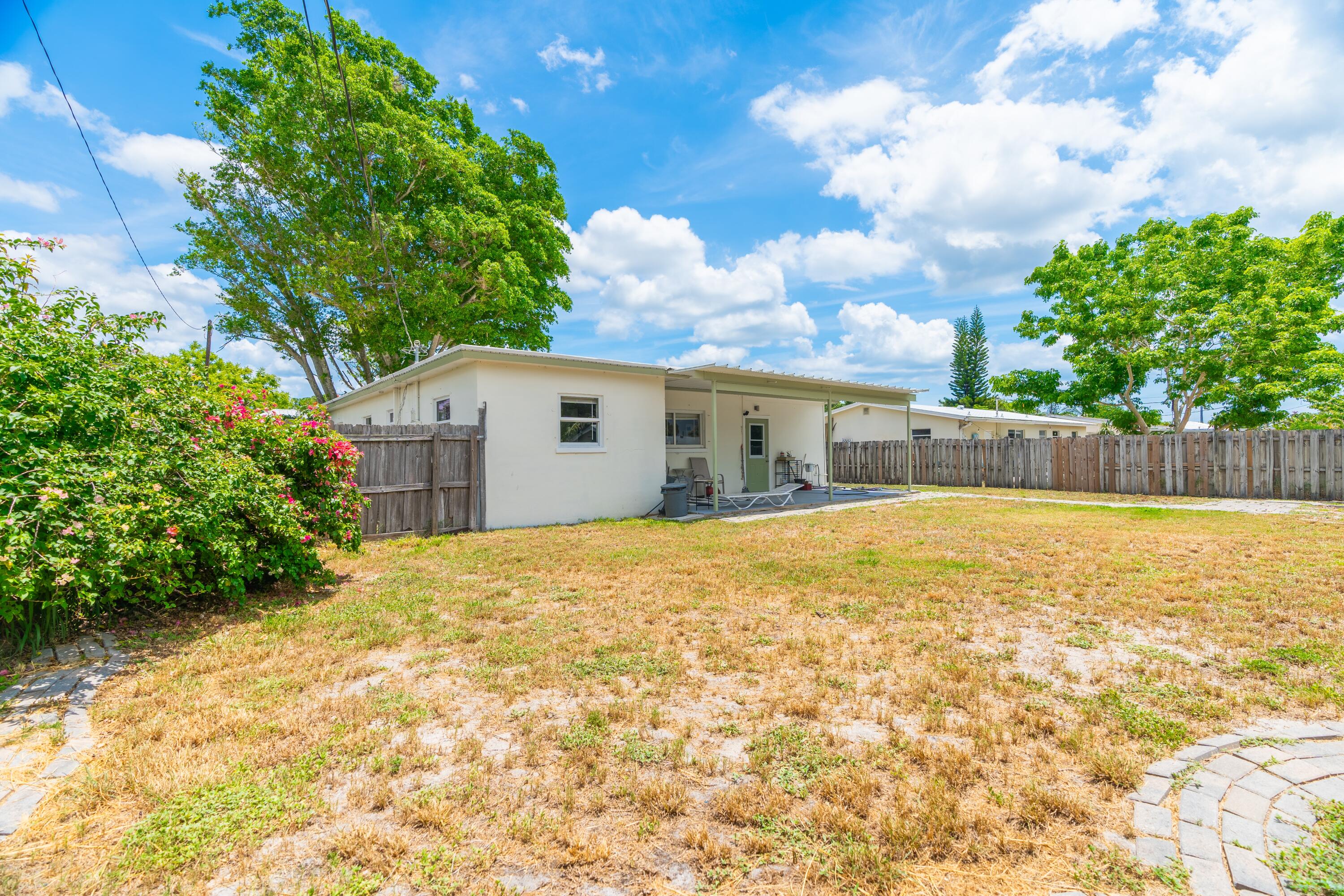 1190 NW 15th Street