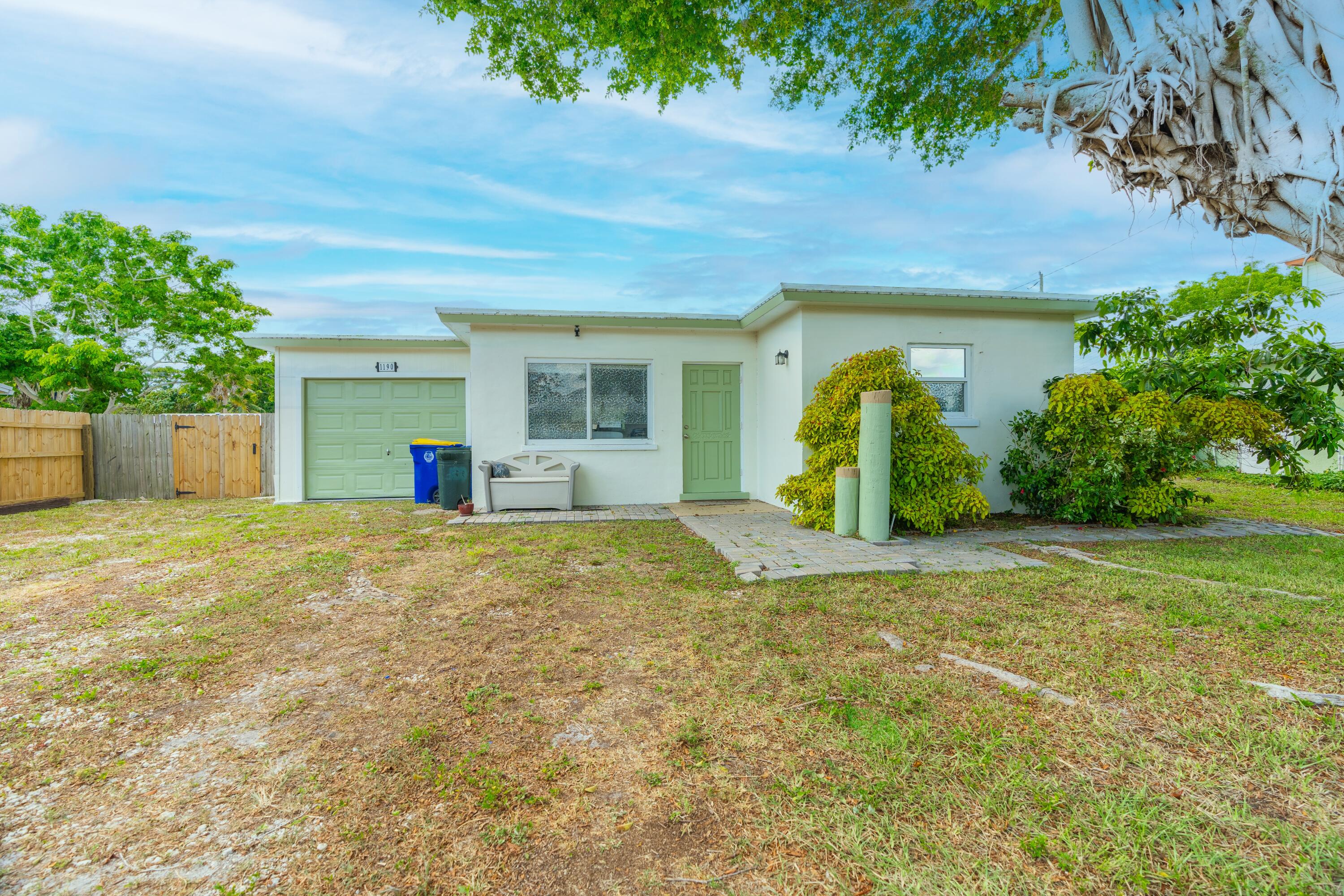 1190 NW 15th Street