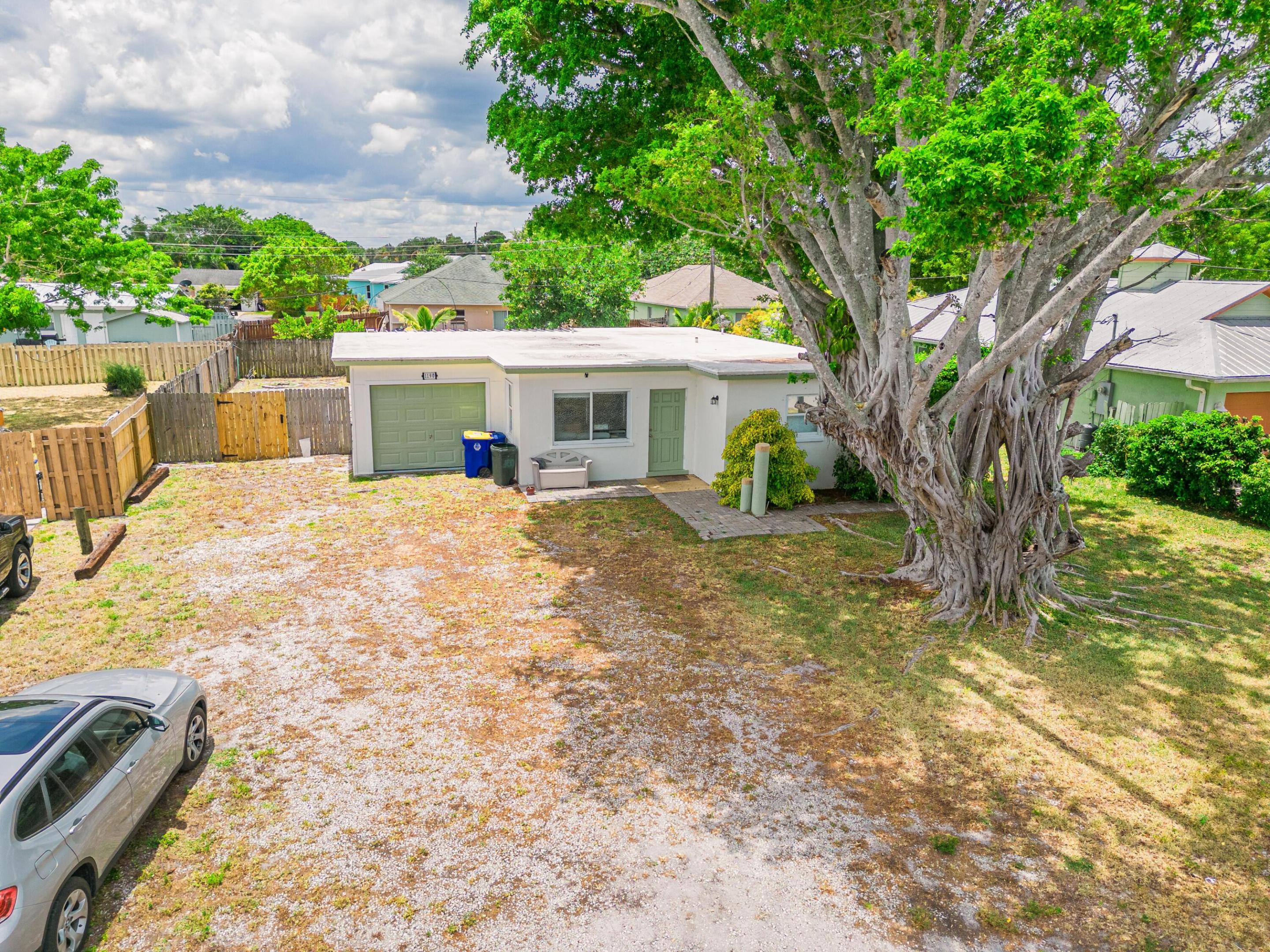 1190 NW 15th Street