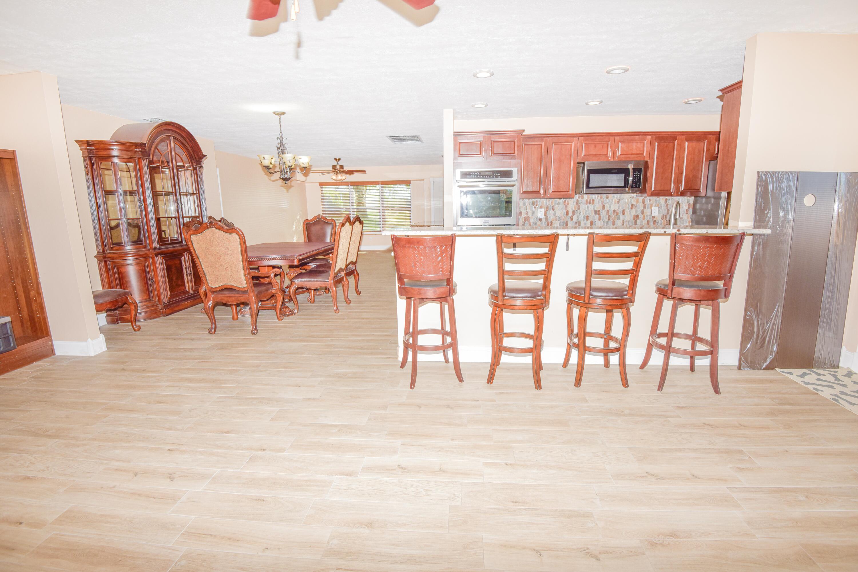 2311 NE 15th Court