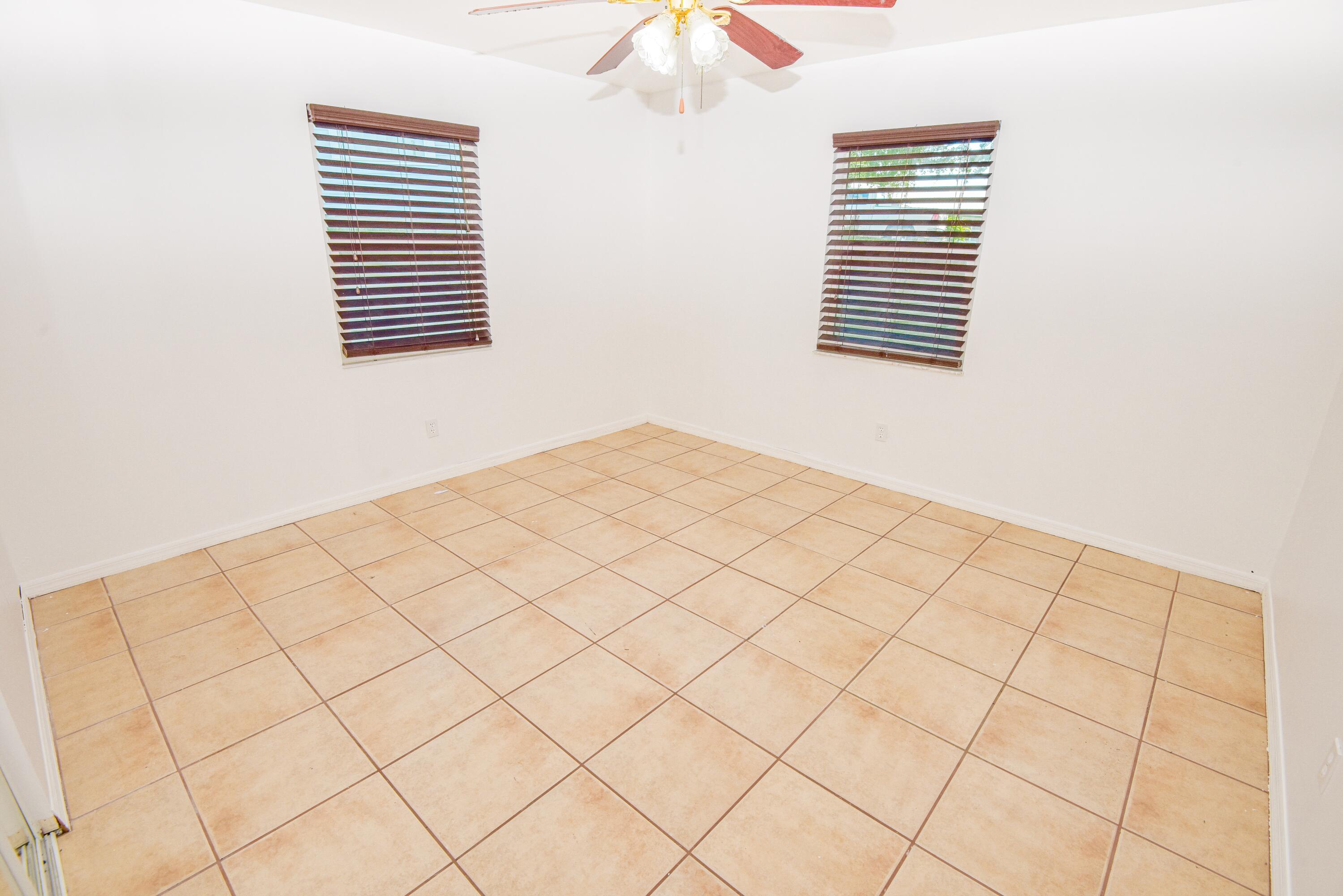 2311 NE 15th Court