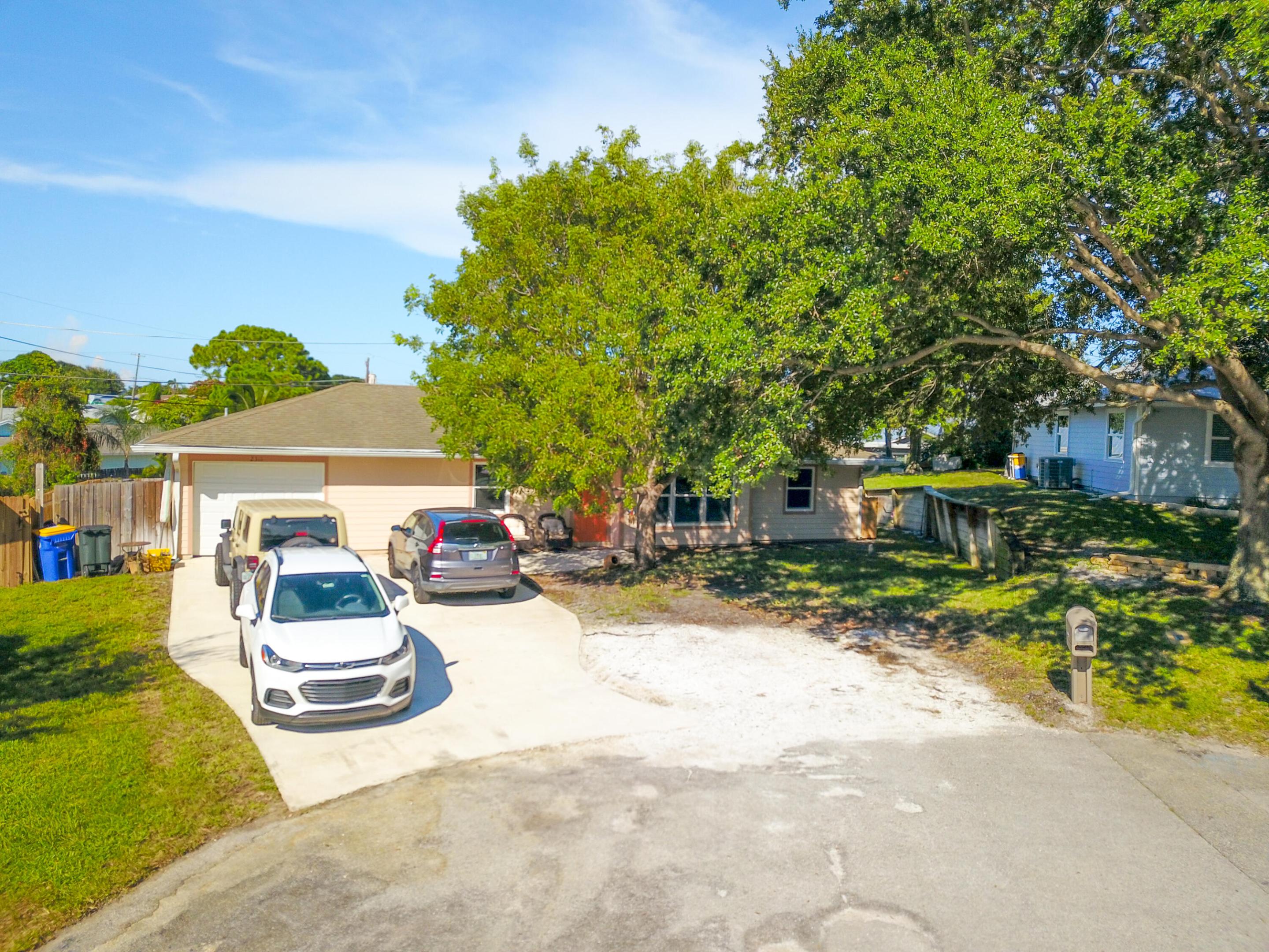 2311 NE 15th Court