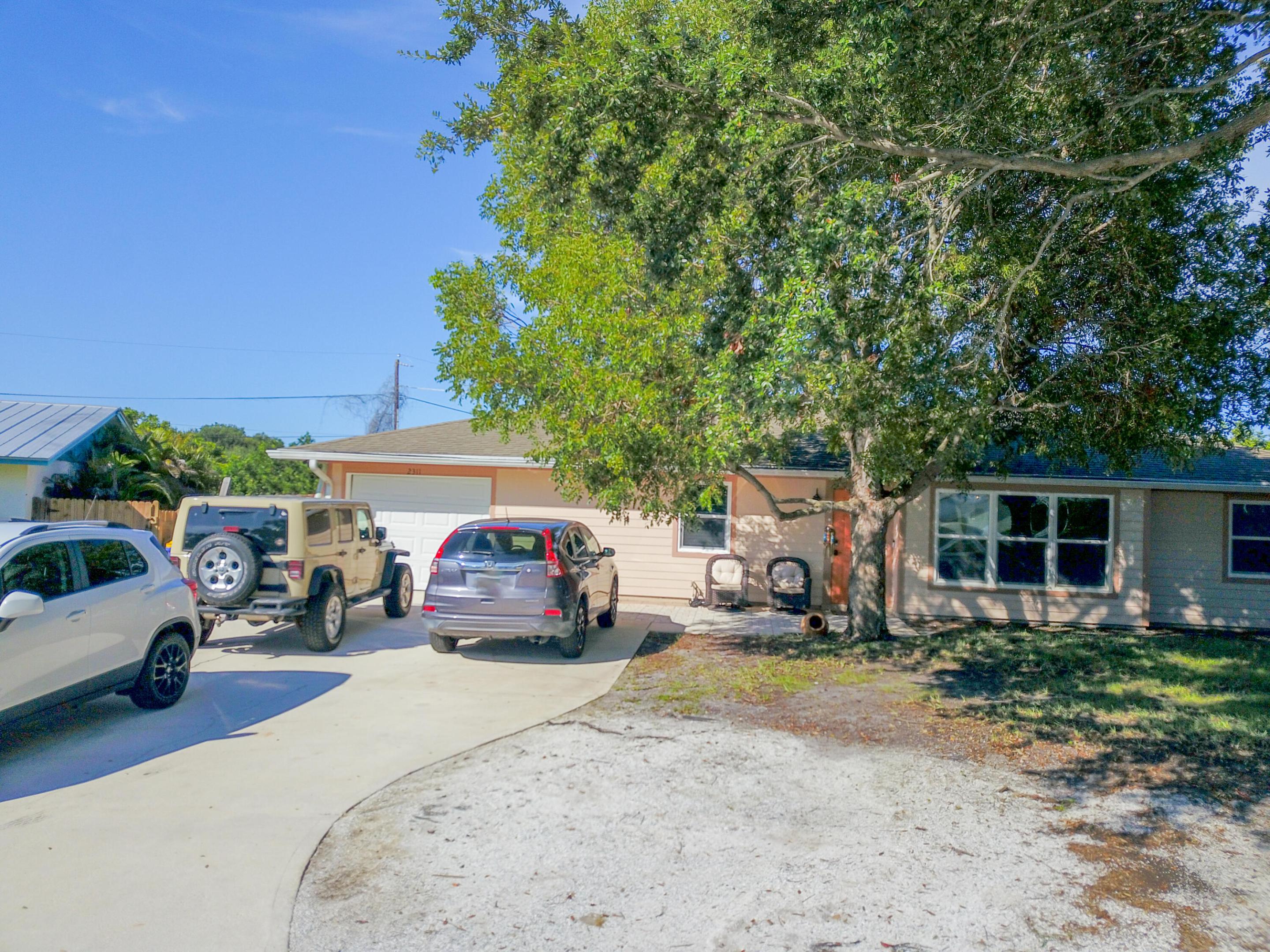 2311 NE 15th Court