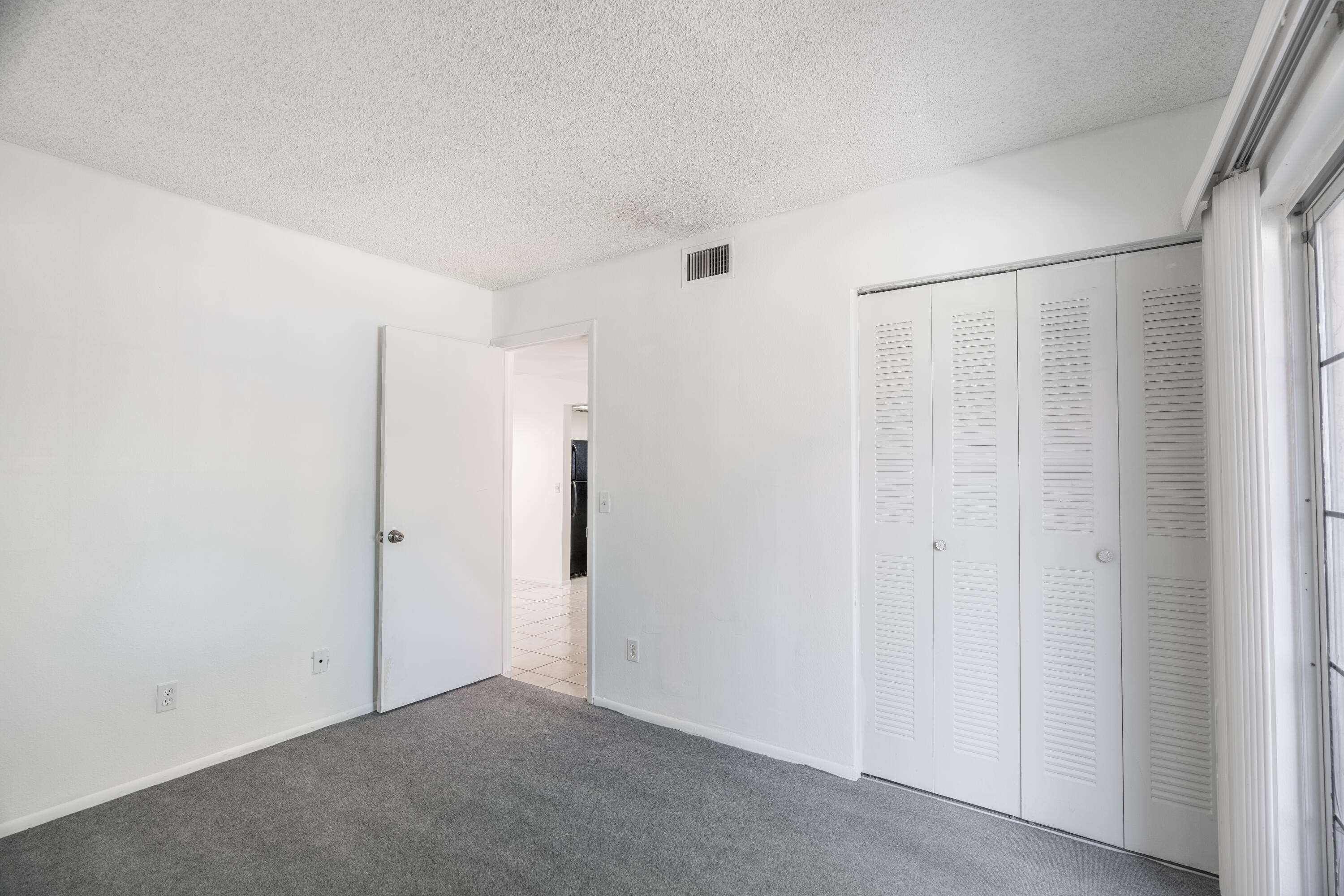 1621 SE Green Acres Circle W-102
