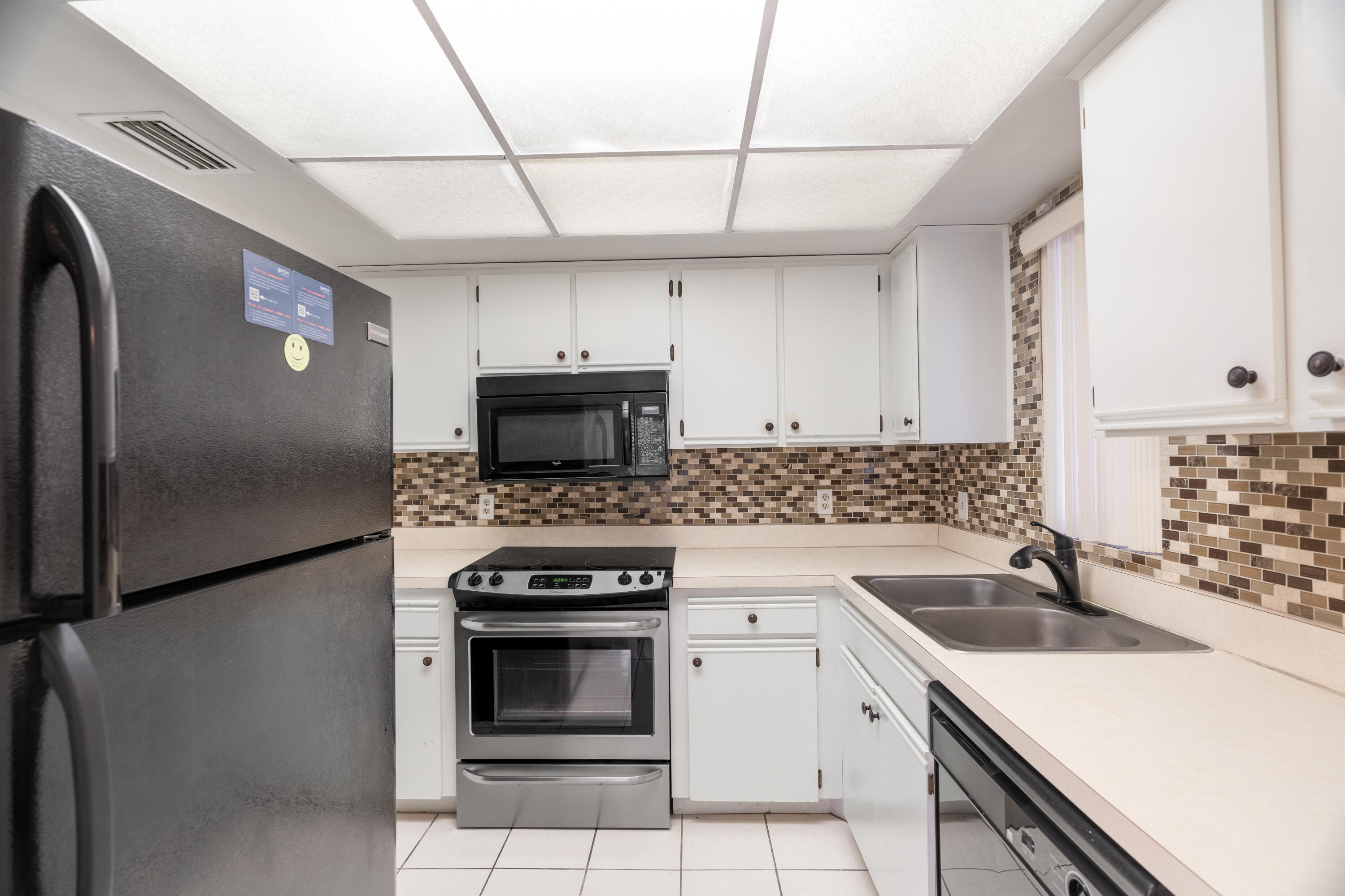 1621 SE Green Acres Circle W-102