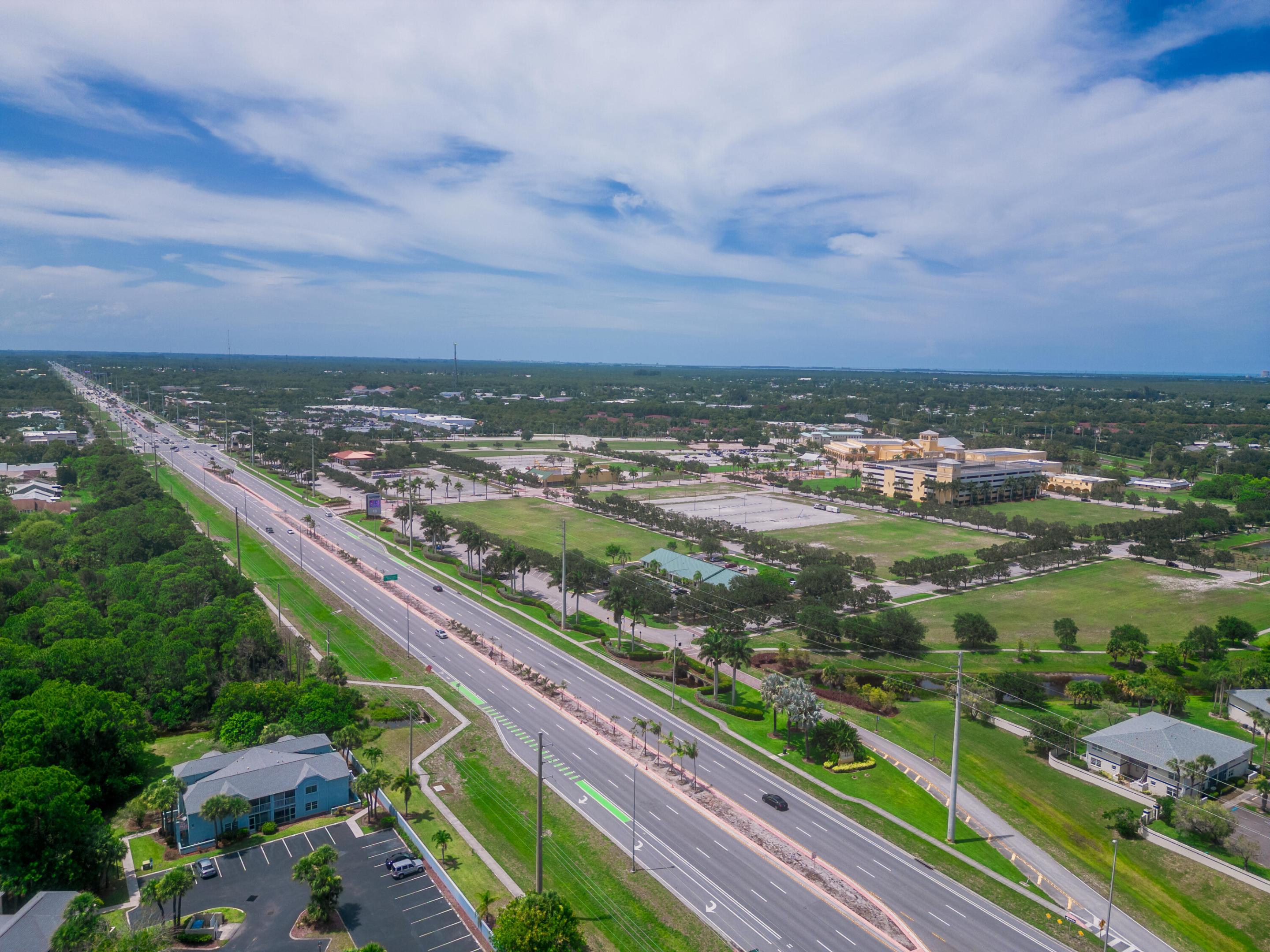 1621 SE Green Acres Circle W-102