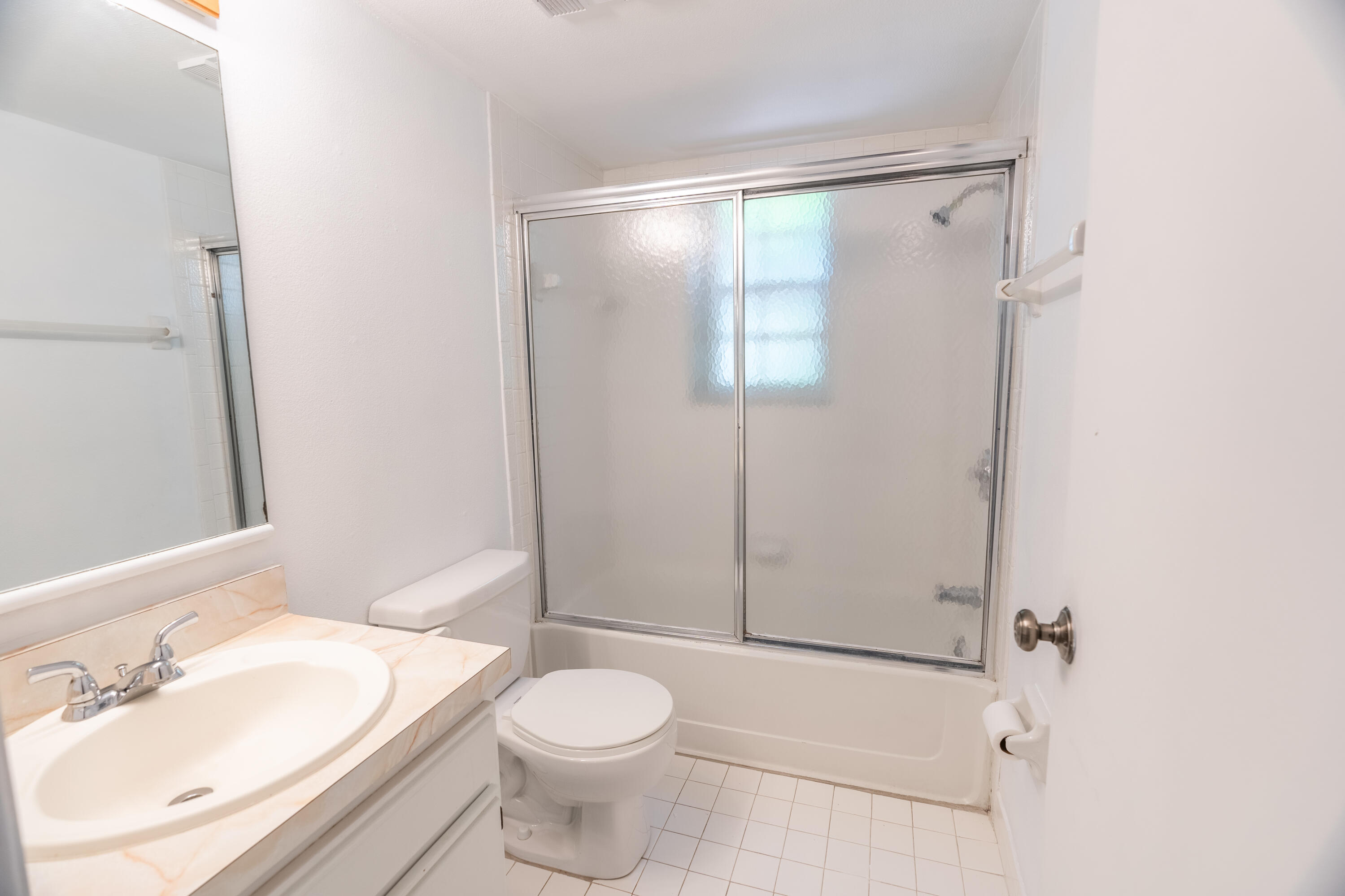 1621 SE Green Acres Circle W-102