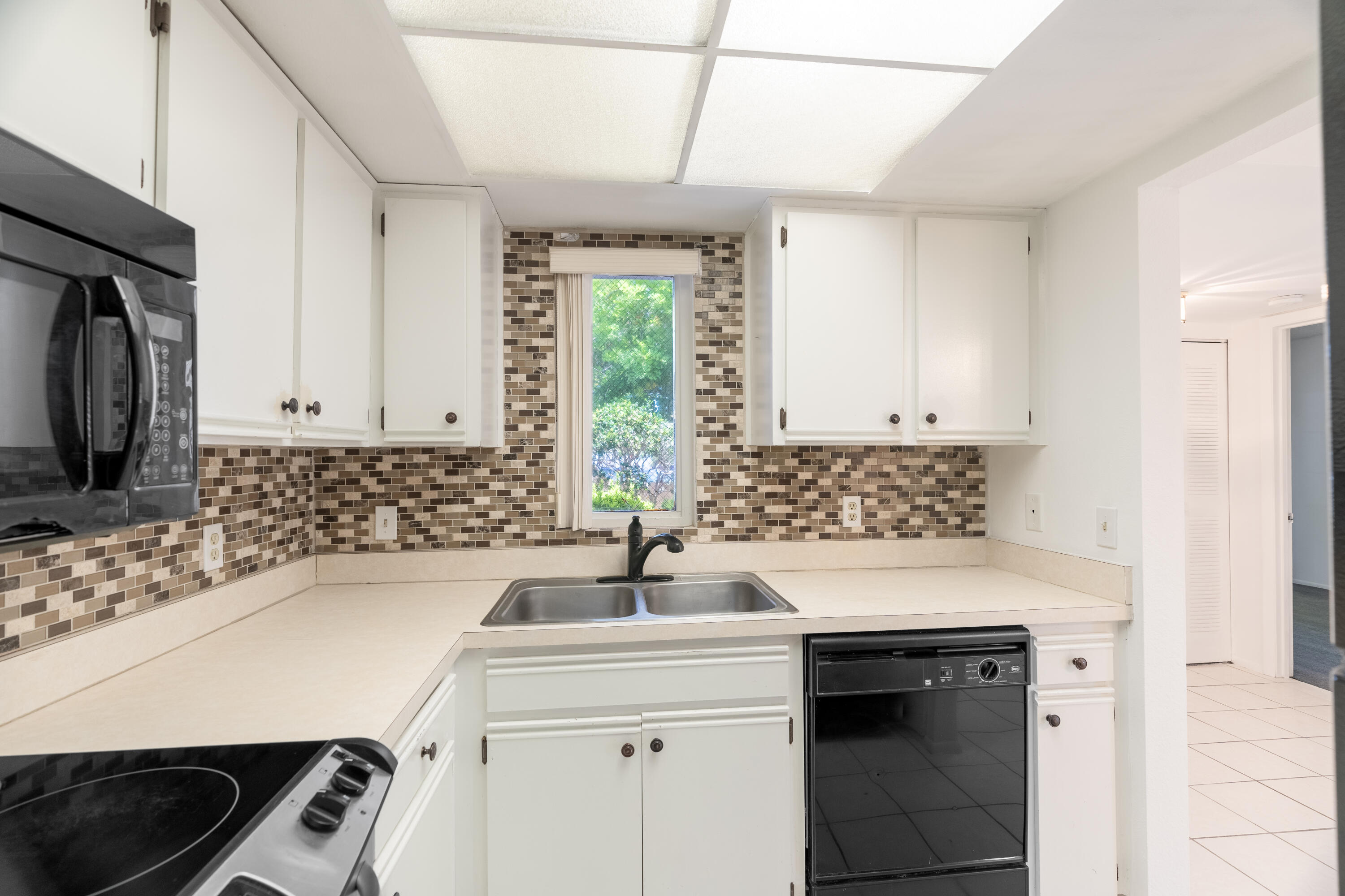 1621 SE Green Acres Circle W-102