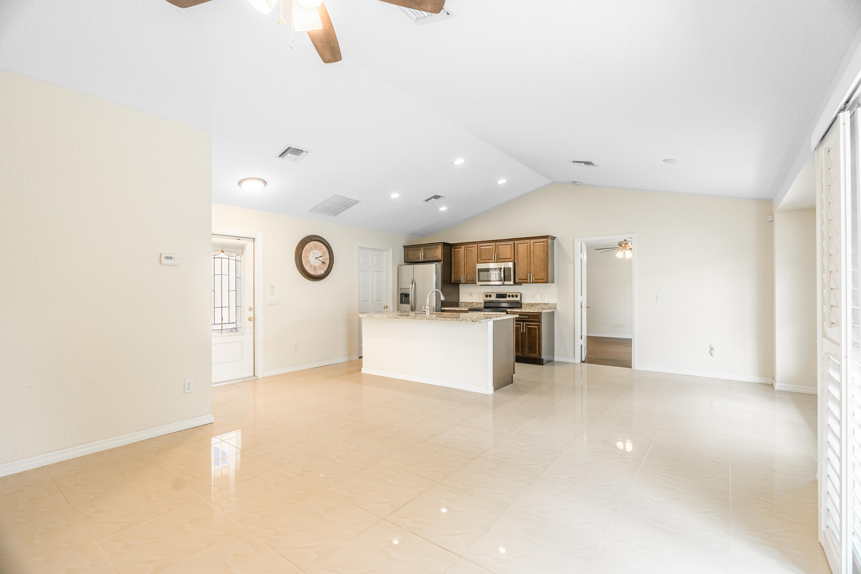 2841 SW Vittorio Street