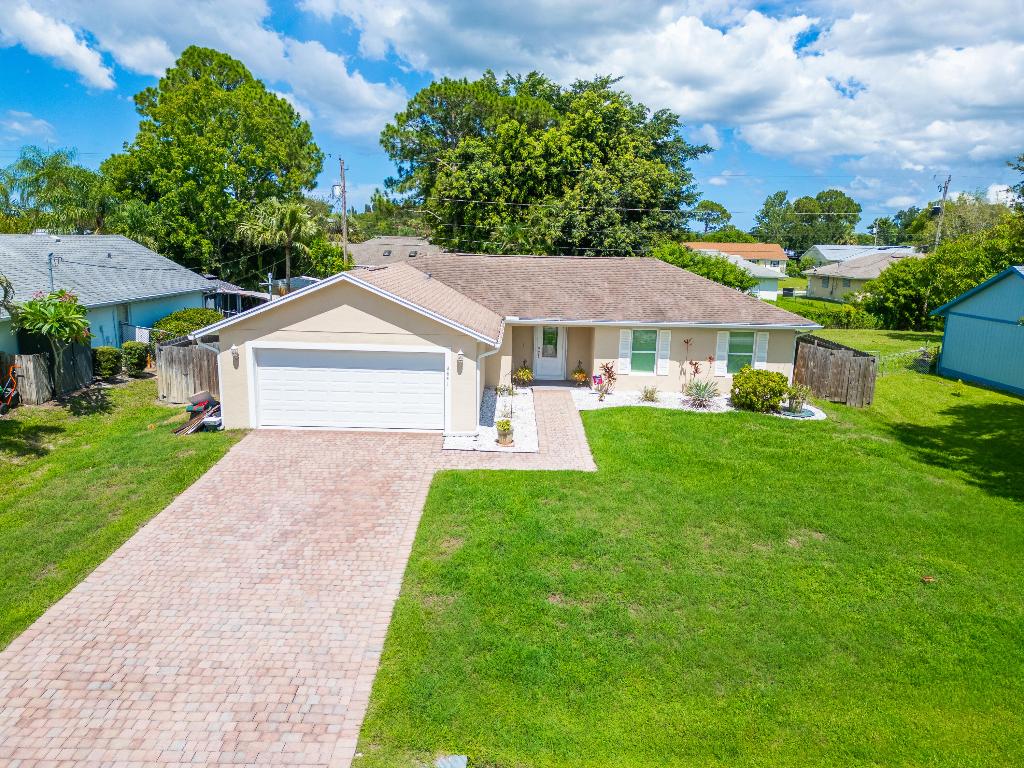 2841 SW Vittorio Street