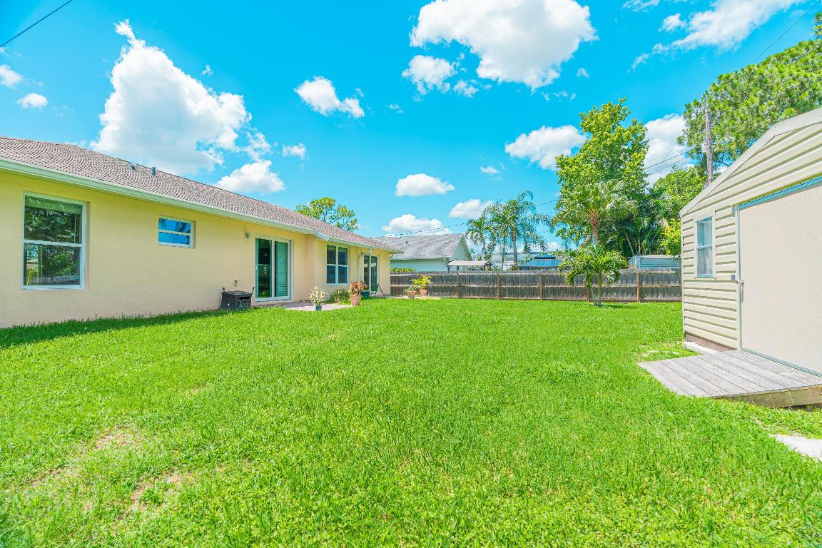 2841 SW Vittorio Street