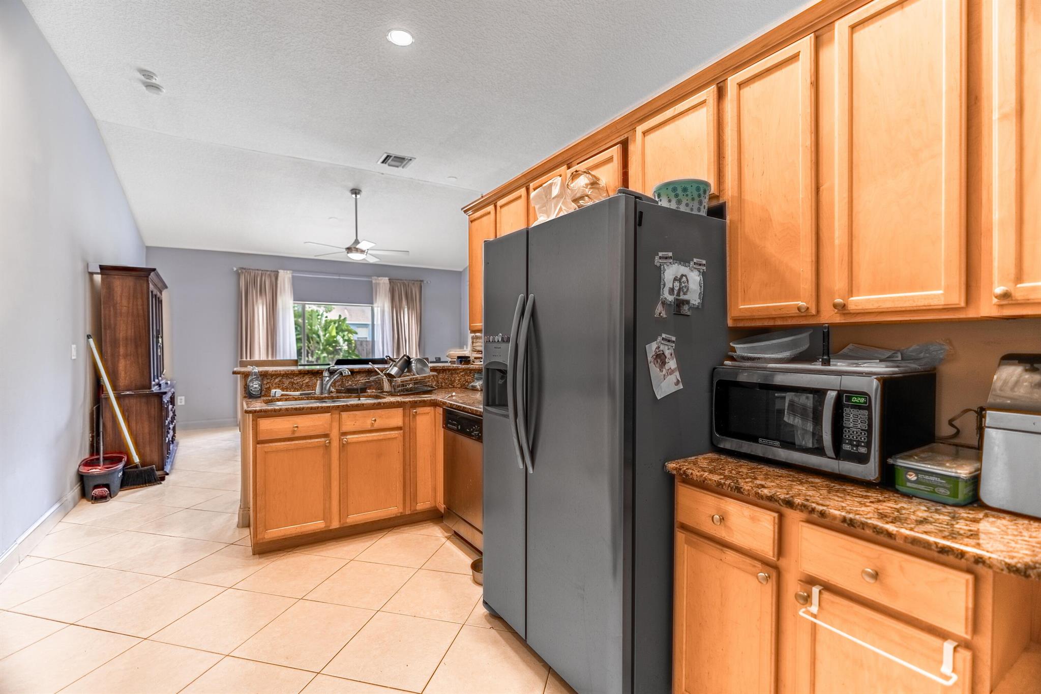 565 SW Halkell Avenue