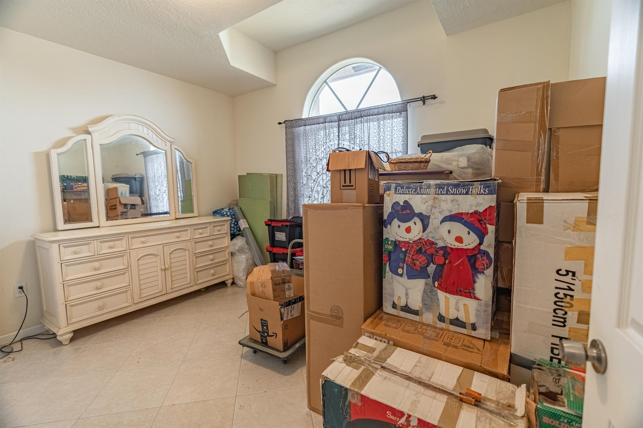 565 SW Halkell Avenue