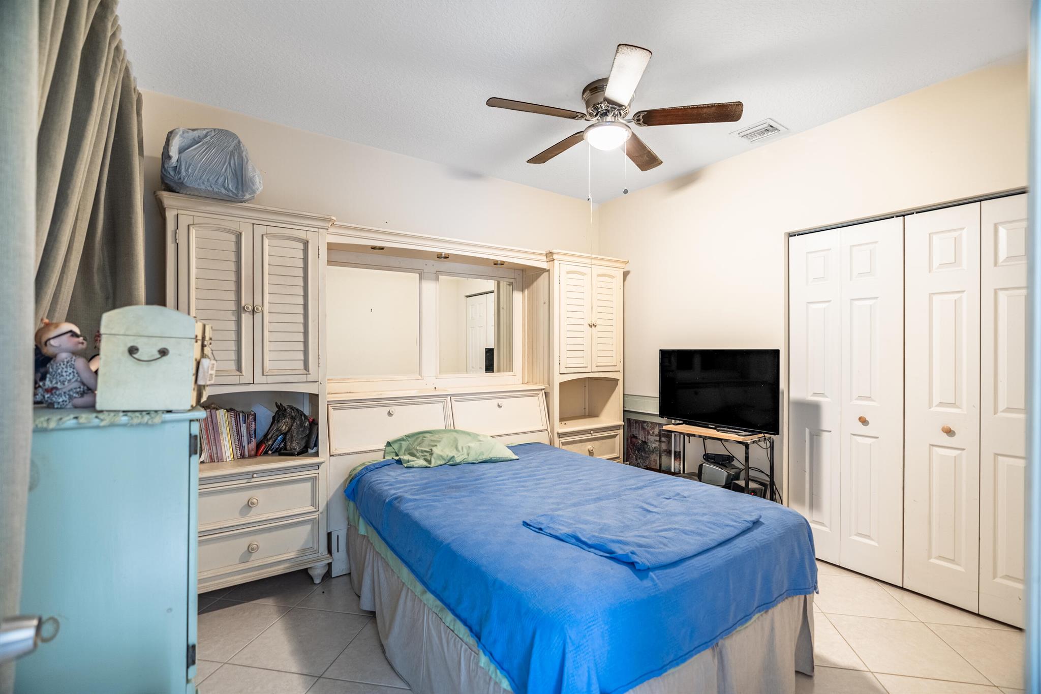 565 SW Halkell Avenue