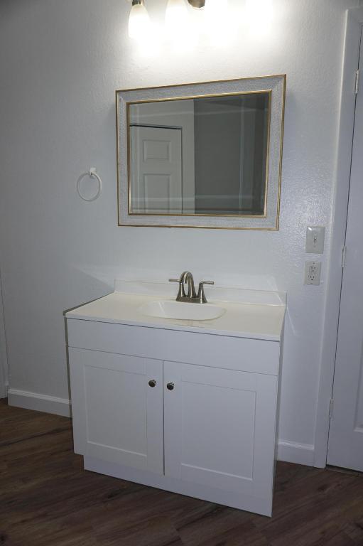 1558 SE Royal Green Circle 106