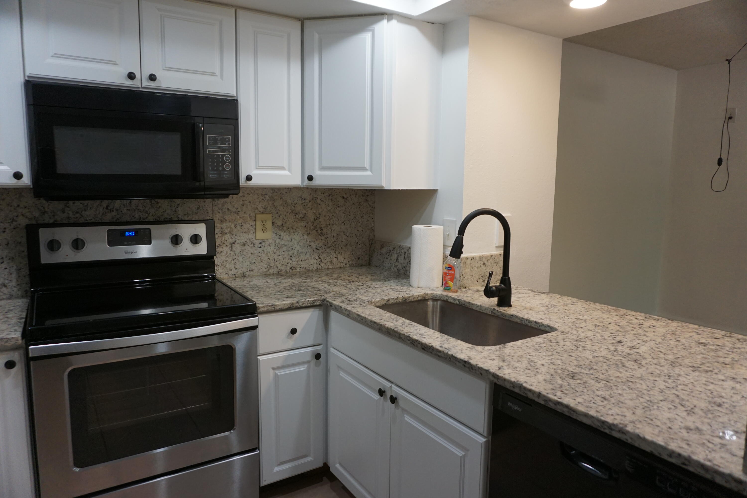 1558 SE Royal Green Circle 106