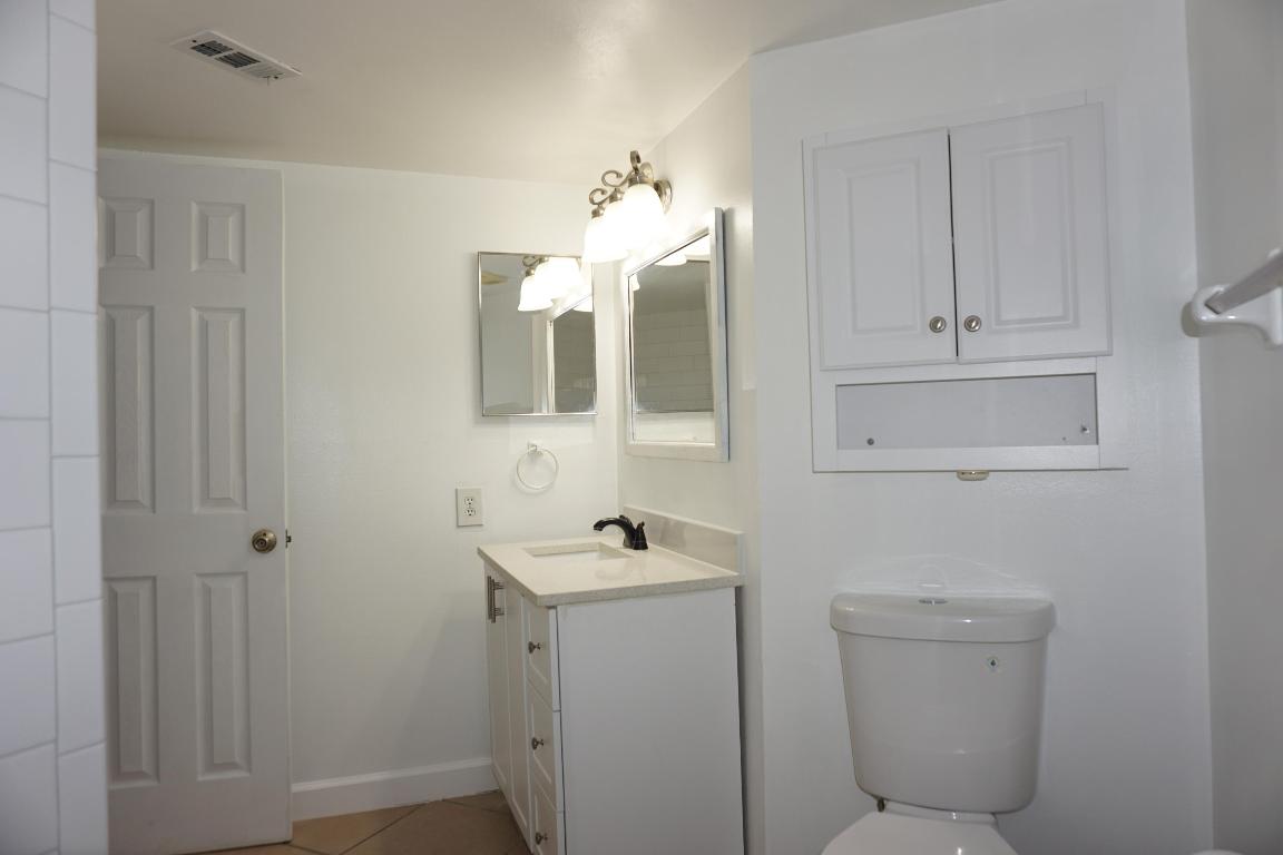 1558 SE Royal Green Circle 106