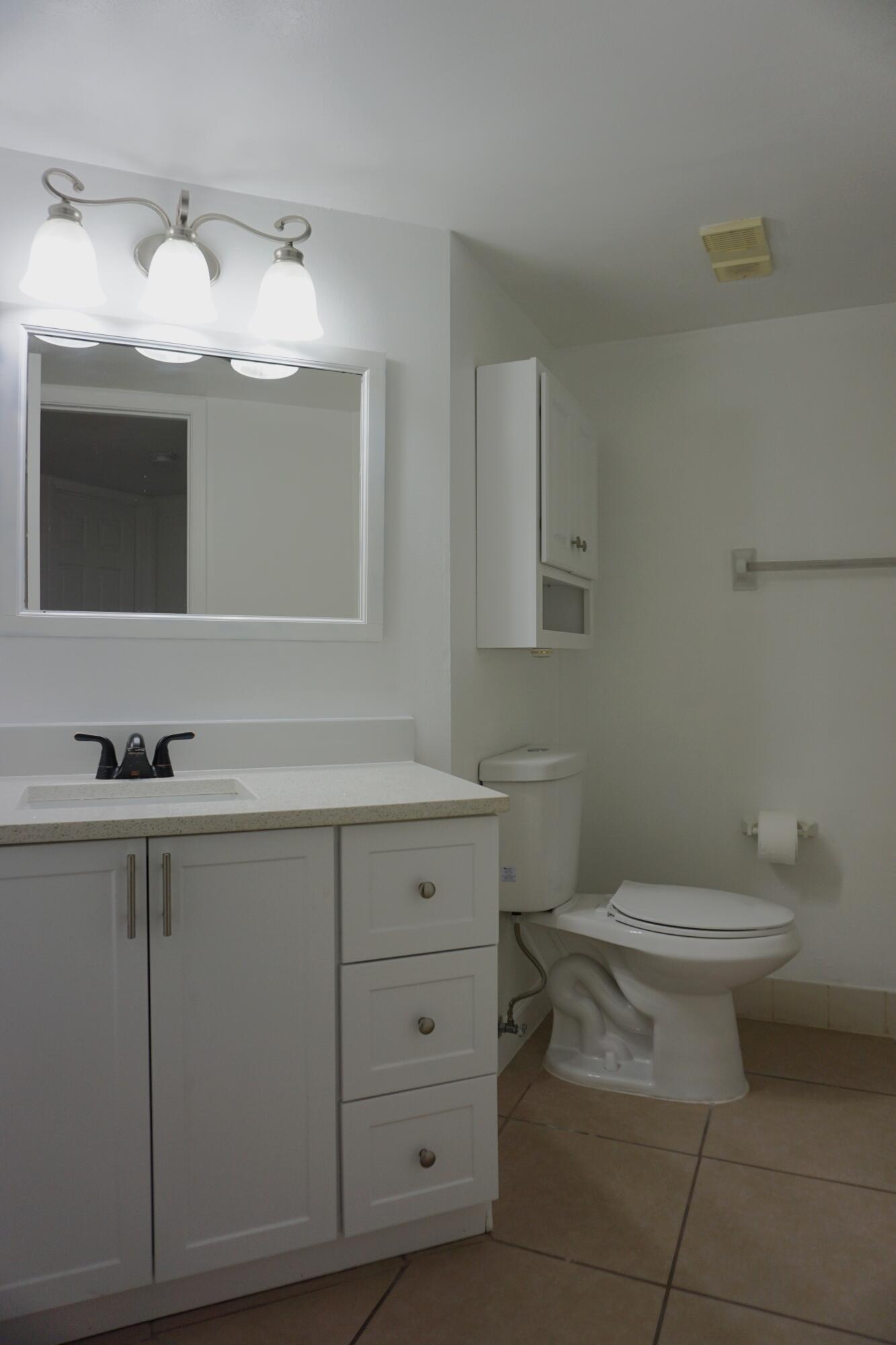 1558 SE Royal Green Circle 106