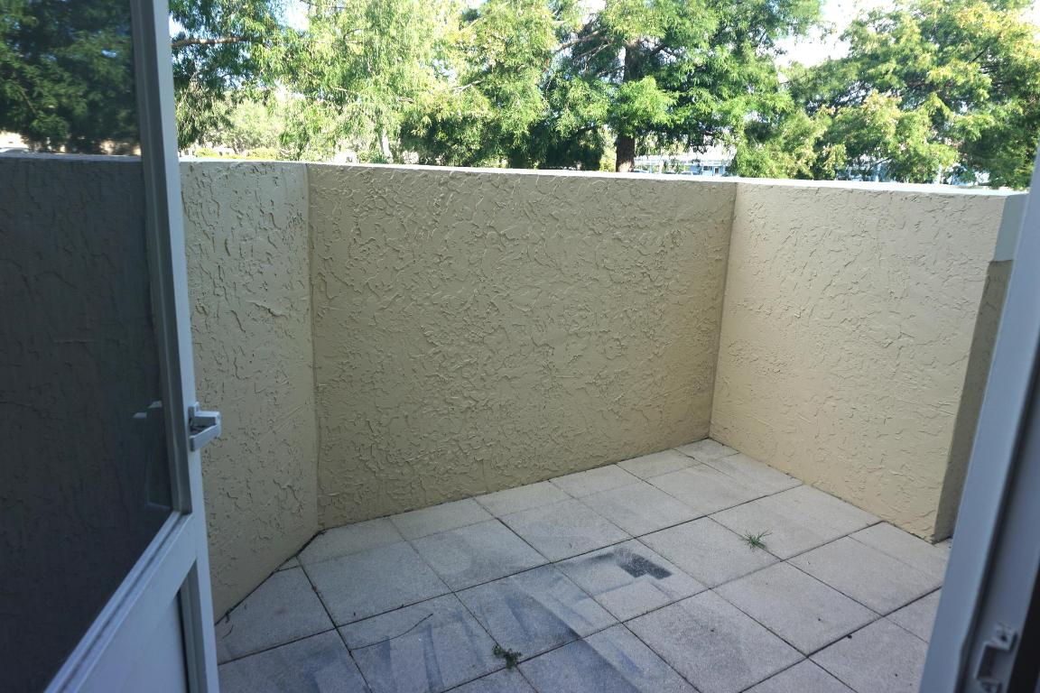 1558 SE Royal Green Circle 106