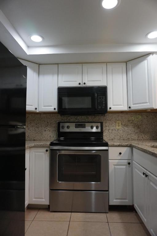 1558 SE Royal Green Circle 106