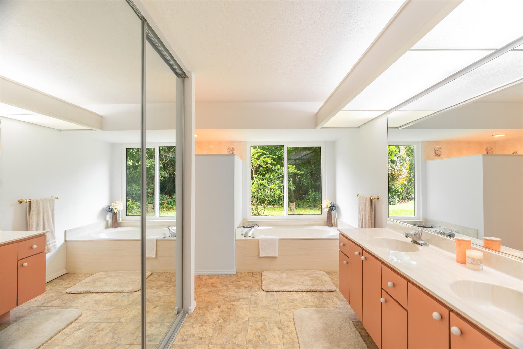 835 NE Stokes Terrace