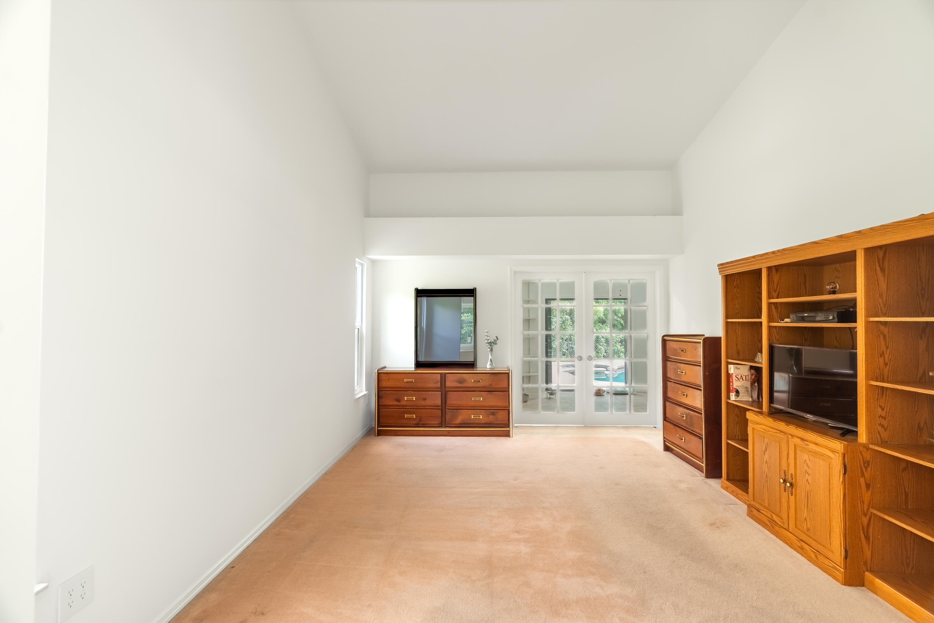 835 NE Stokes Terrace