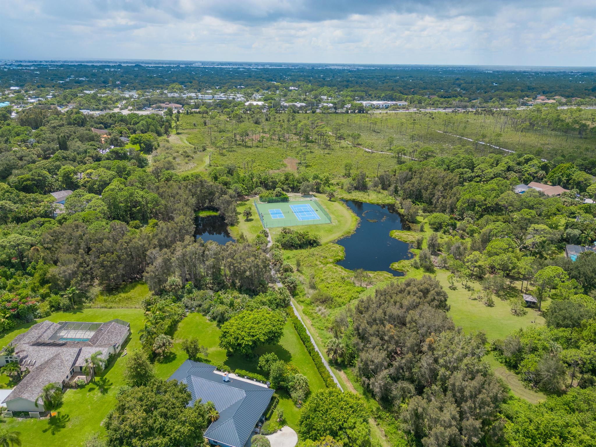 835 NE Stokes Terrace