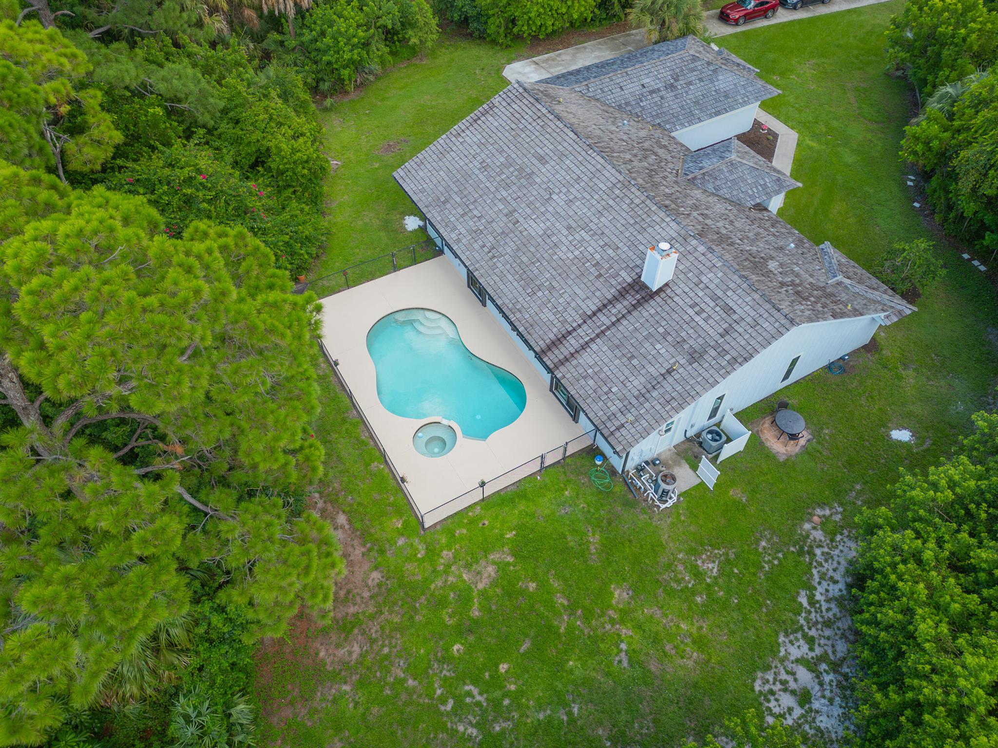 835 NE Stokes Terrace