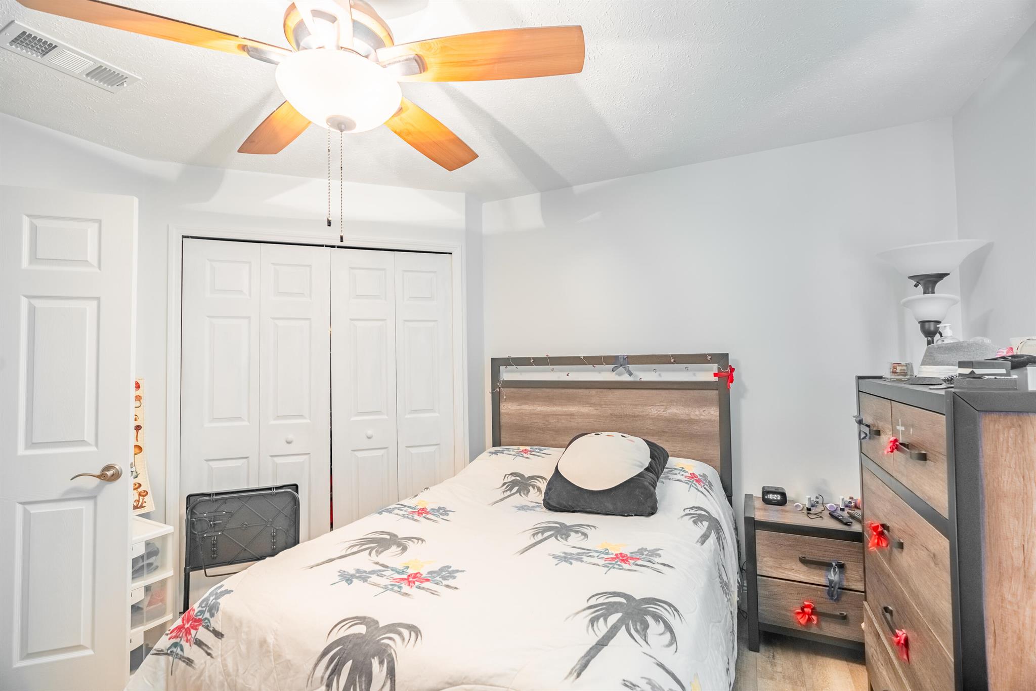 835 NE Stokes Terrace