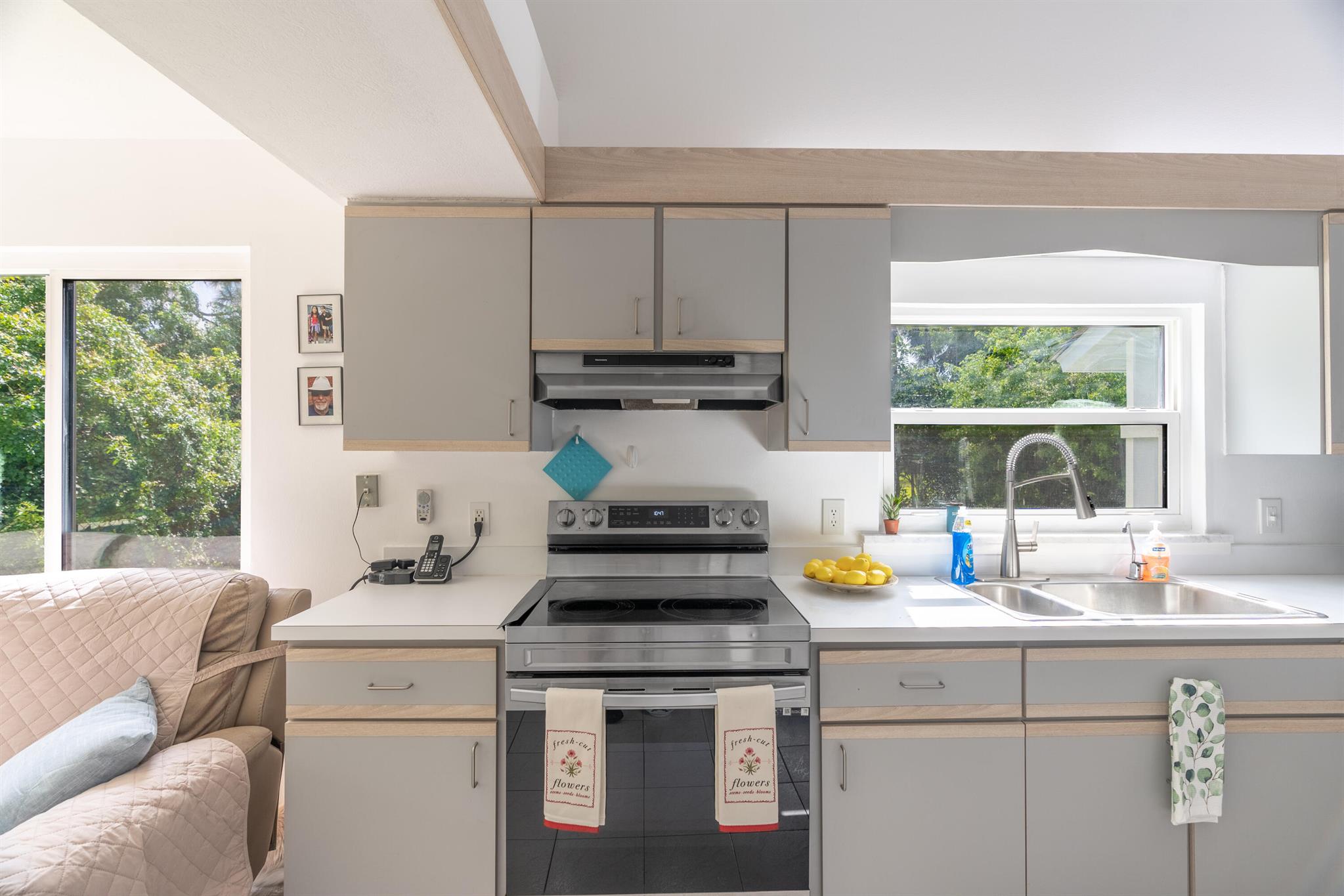 835 NE Stokes Terrace