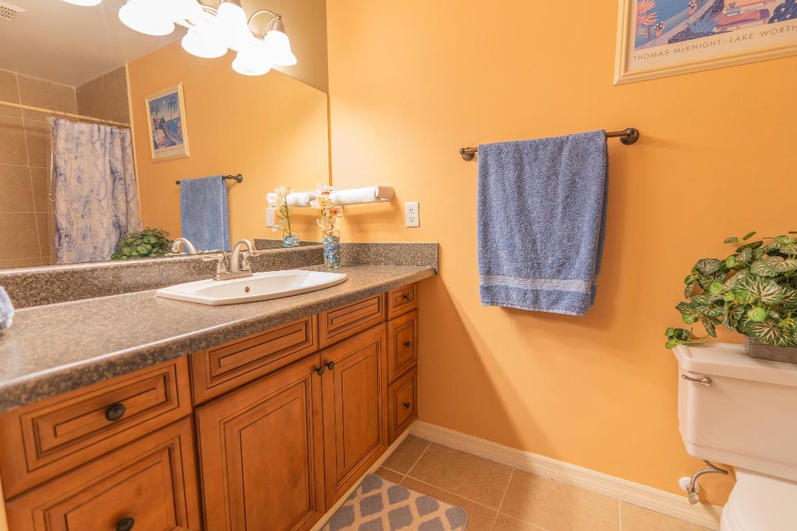 4054 NW Cinnamon Tree Circle