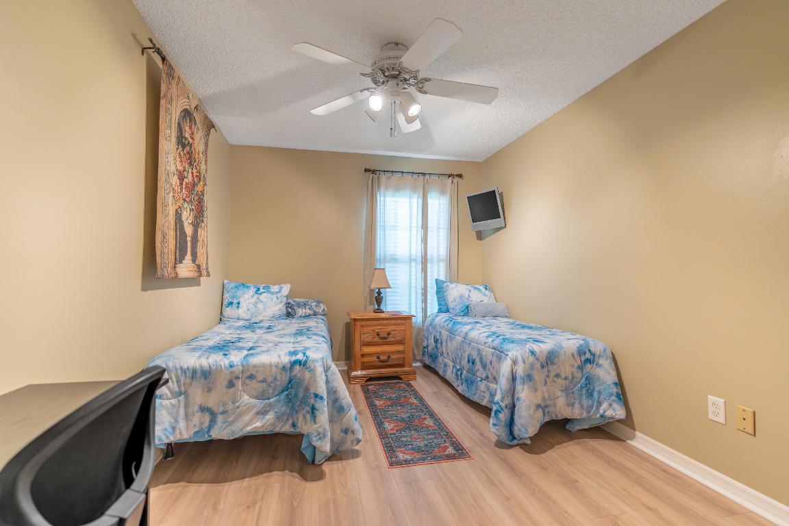 4054 NW Cinnamon Tree Circle