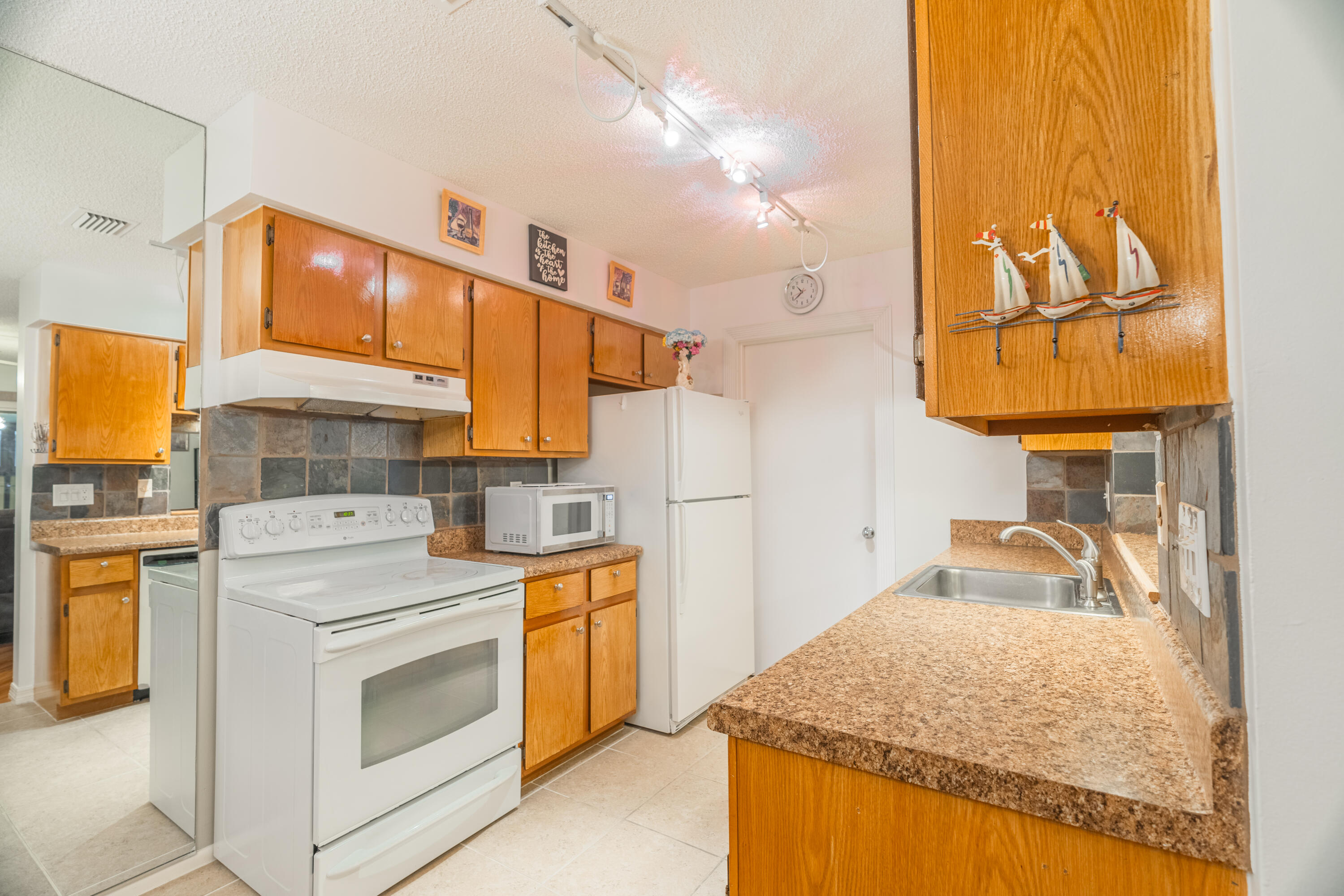 4054 NW Cinnamon Tree Circle