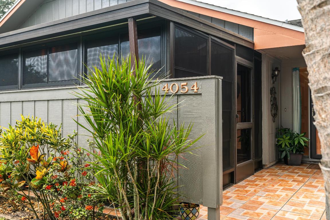 4054 NW Cinnamon Tree Circle