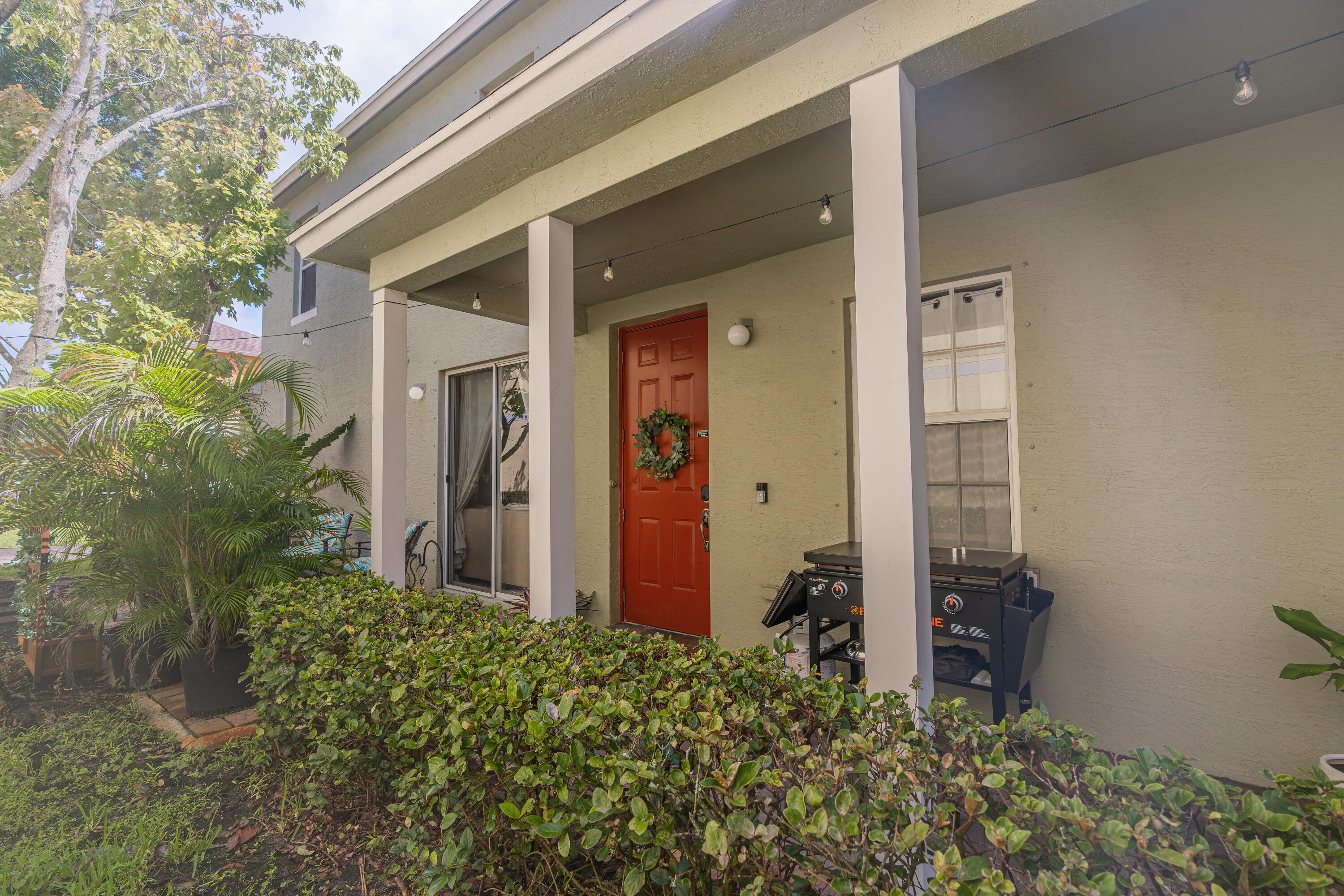 2147 SE Bell Isle Drive