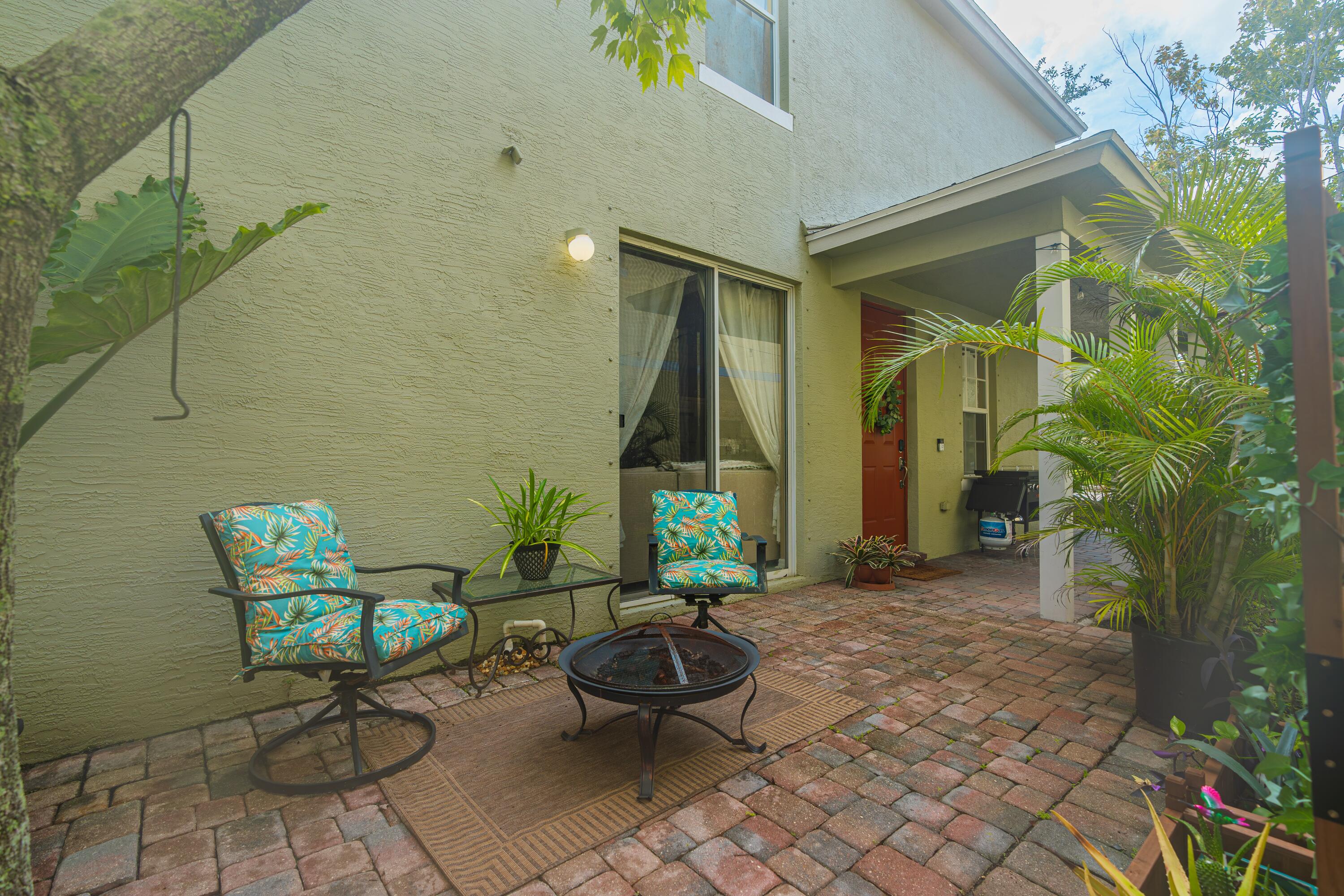 2147 SE Bell Isle Drive